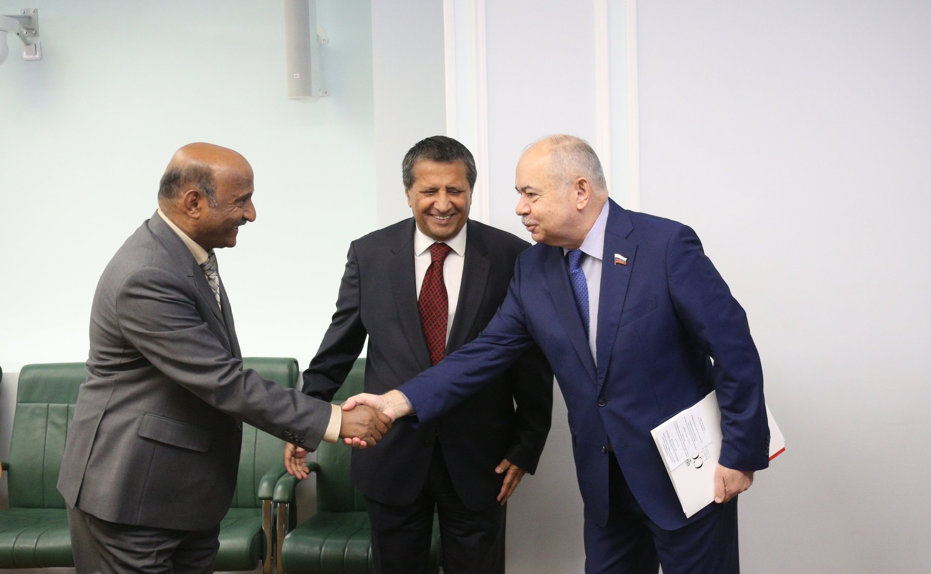 Ильяс Умаханов провел встречу с Чрезвычайным и Полномочным Послом Йеменской Республики в РФ Ахмедом Салемом Аль-Вахейши