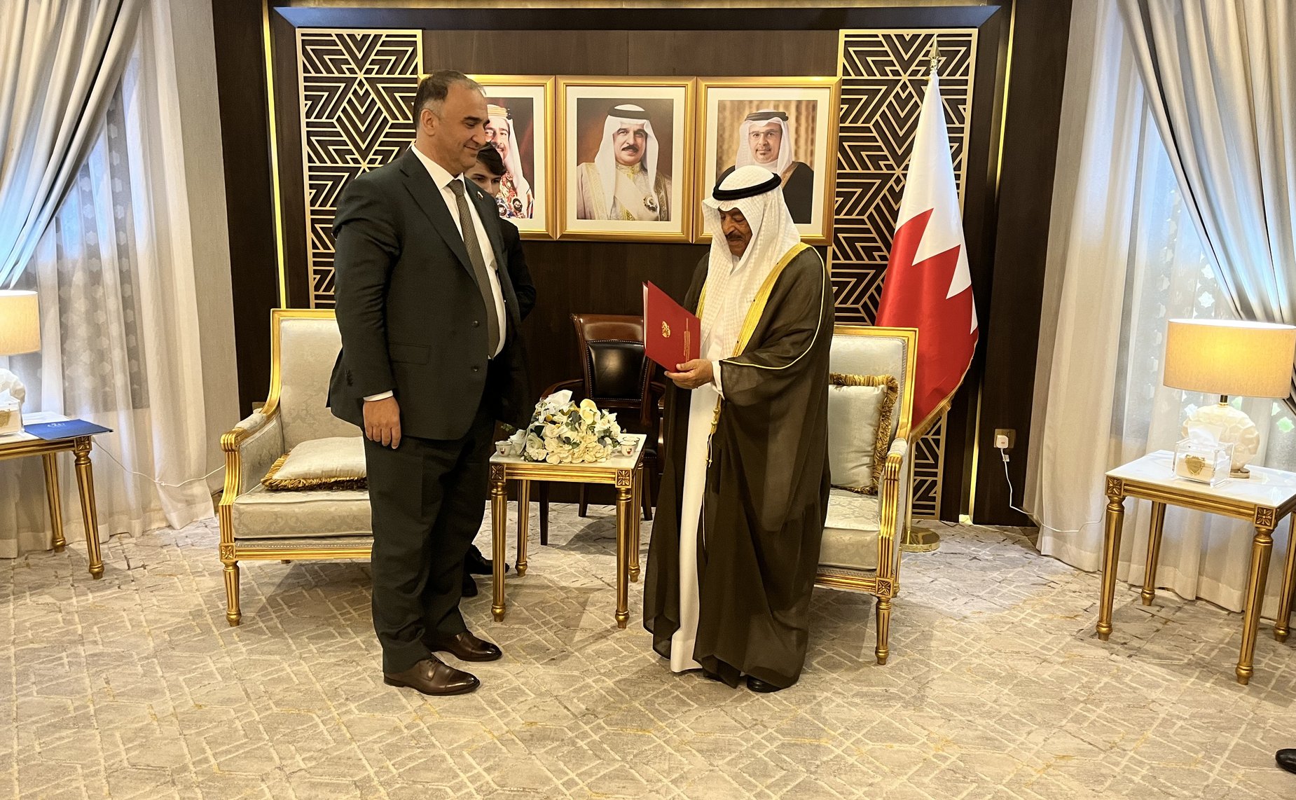 Делегация группы по сотрудничеству Совета Федерации с Консультативным советом Национального собрания Королевства Бахрейн была принята Председателем Консультативного совета Национального собрания Королевства Бахрейн Али Бен Салехом Ас-Салехом