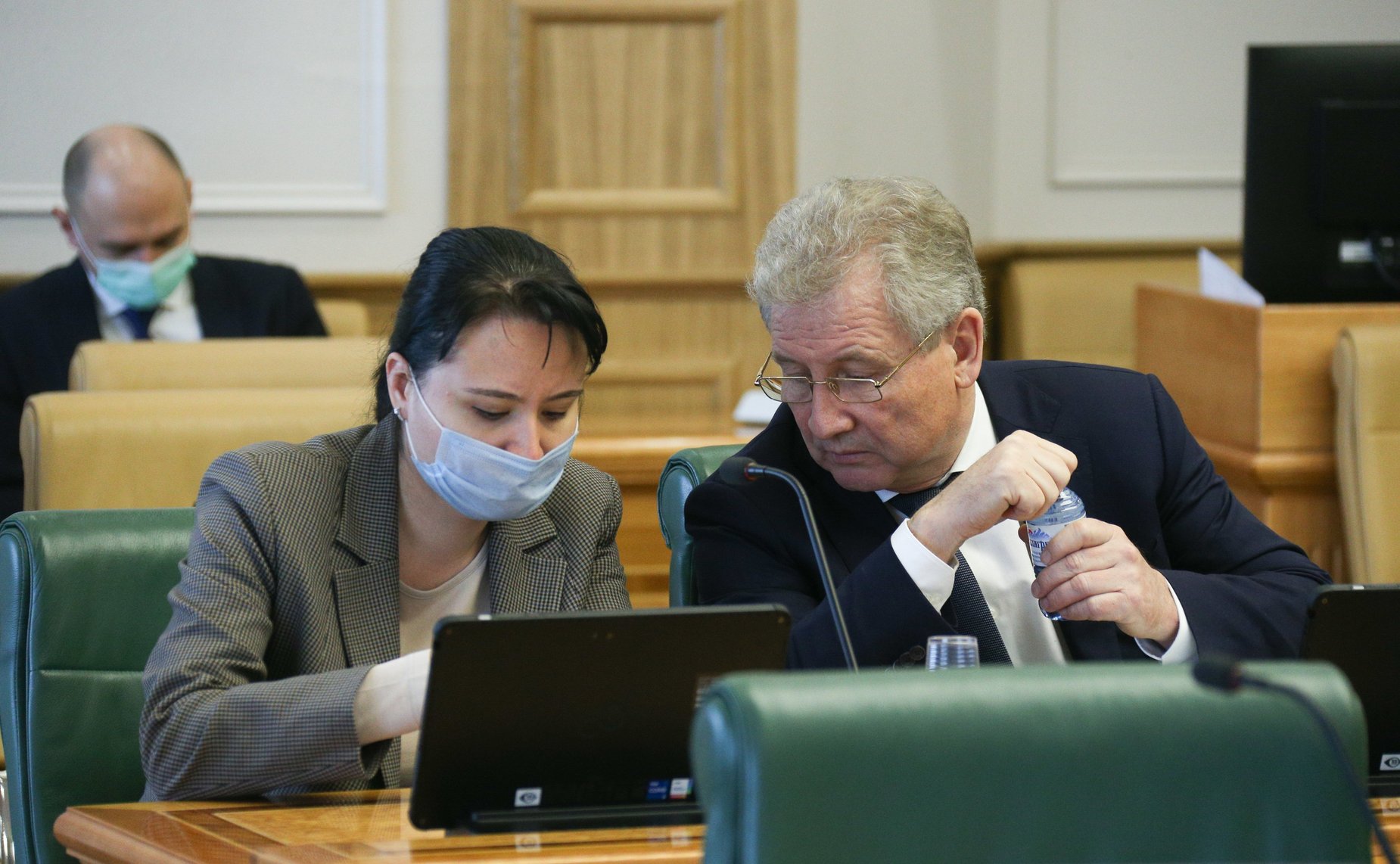 Заседание Комитета СФ по конституционному законодательству и государственному строительству