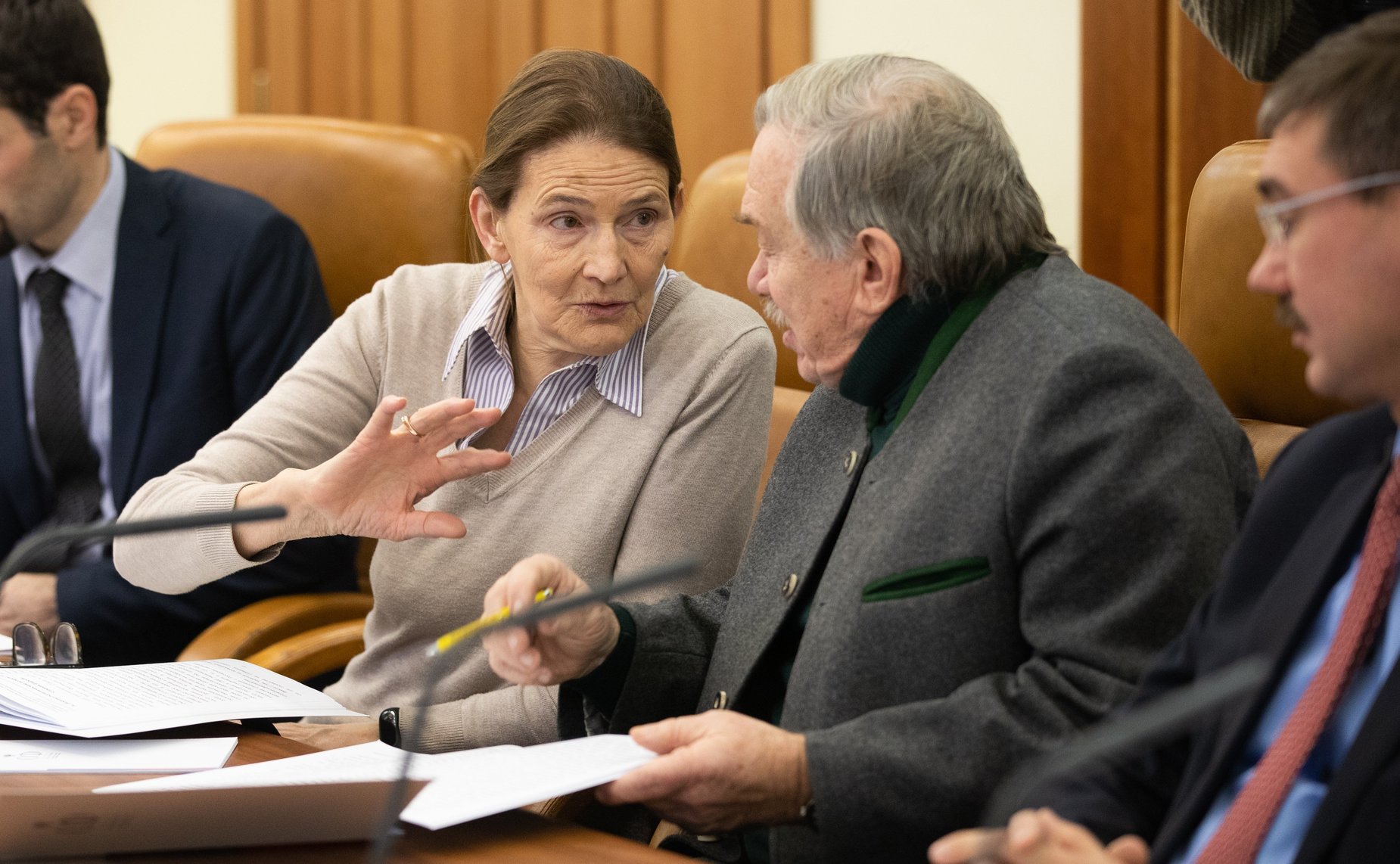 «Круглый стол» на тему «Нейтралитет в современном мире: реальность, возможности и риски»