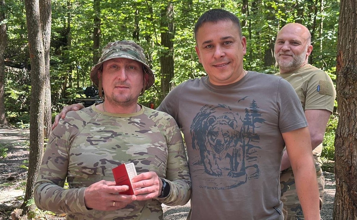 Айрат Гибатдинов посетил подразделения добровольческой бригады на Курско-Белгородском направлении