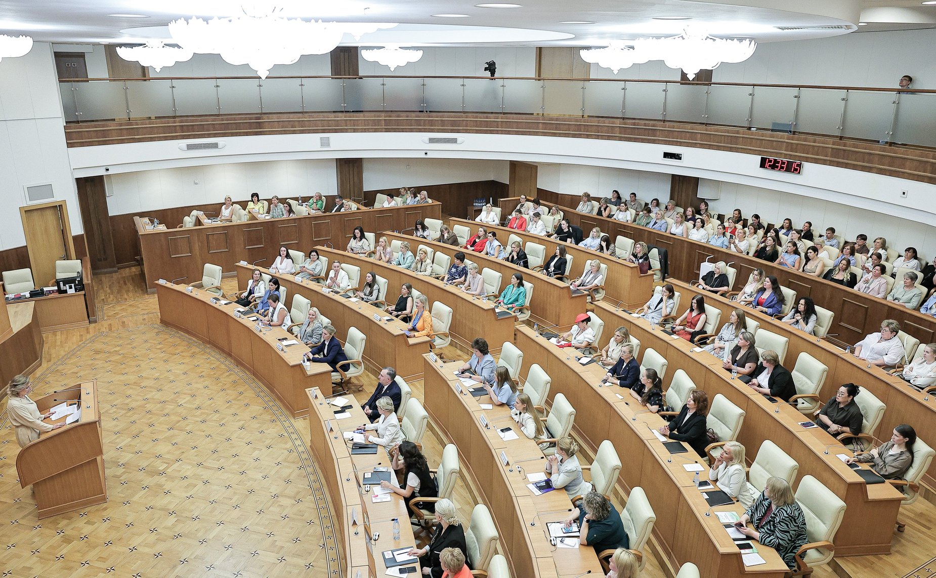 Форум женщин-предпринимателей в рамках XVI Международной промышленной выставки «ИННОПРОМ-2026». Пленарное заседание