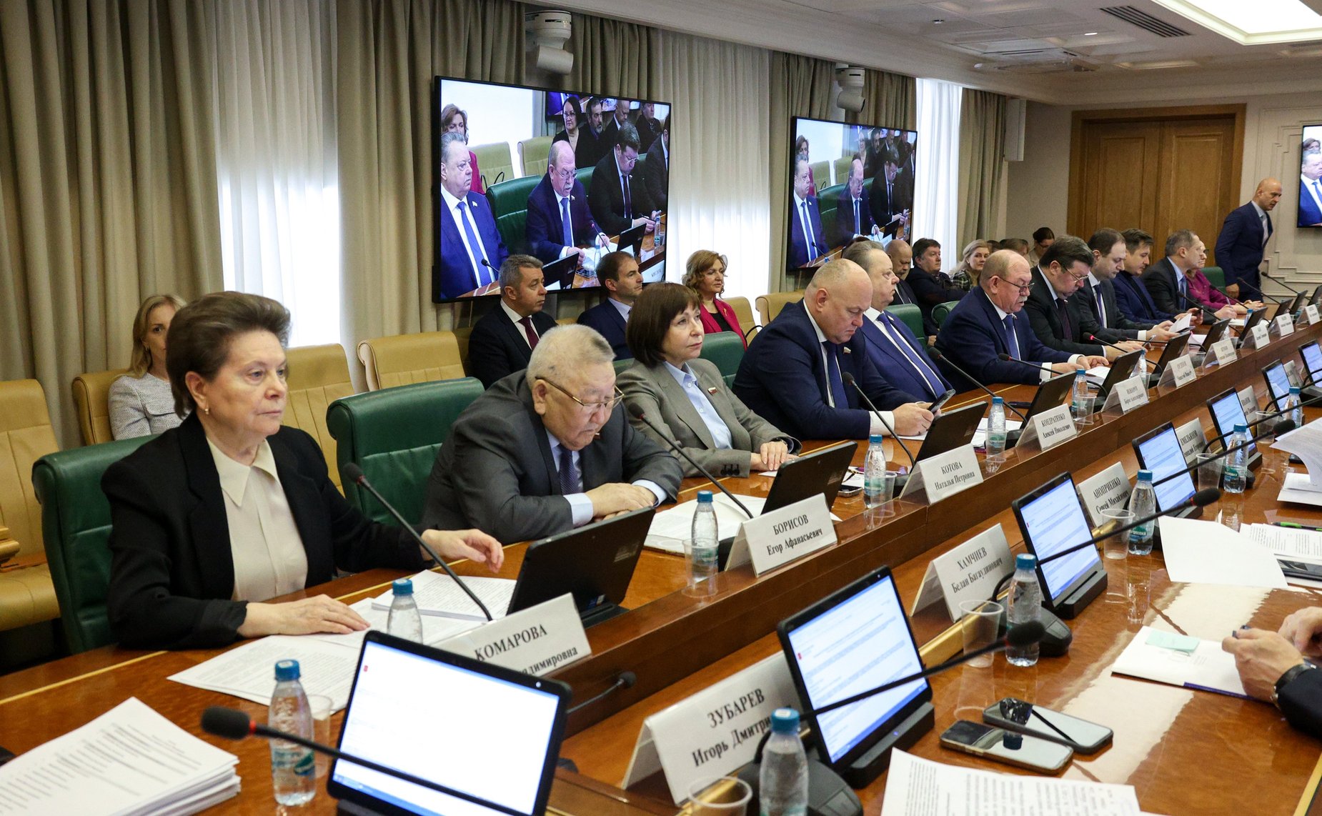 Заседание Комитета Совета Федерации по аграрно-продовольственной политике и природопользованию