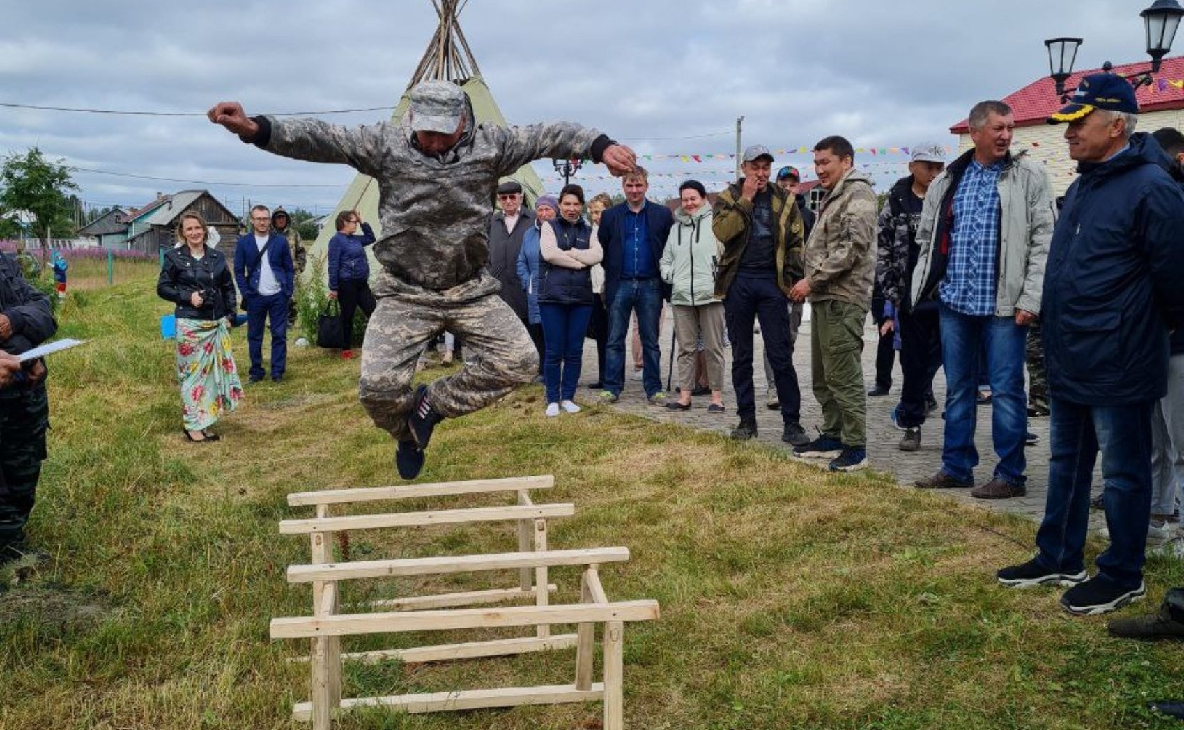 Денис Гусев совершил рабочую поездку в муниципальное образование «Омский сельсовет» Заполярного района Ненецкого АО