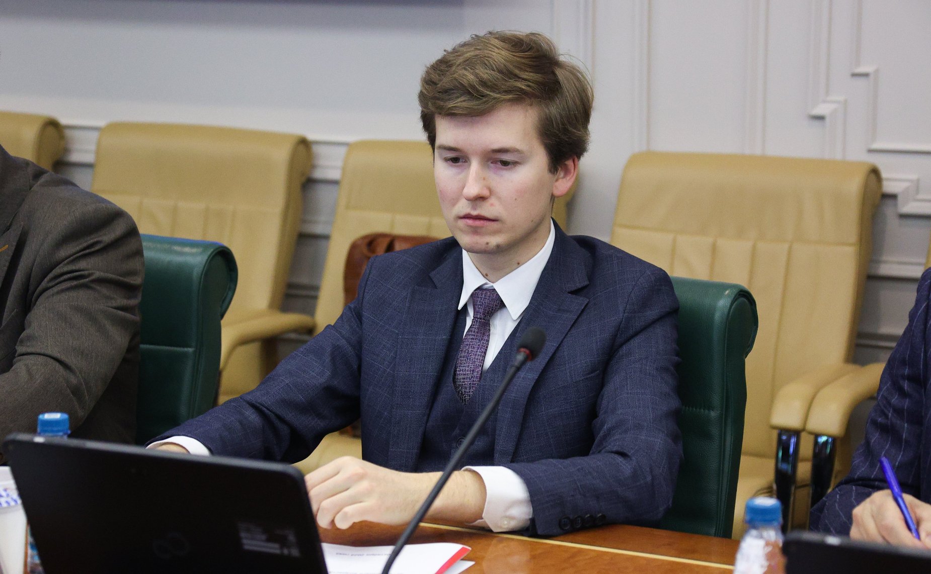 Совещание рабочей группы для выработки предложений о совершенствовании законодательства в сфере детского и социального питания, а также о развитии отечественного производства питания для детей раннего возраста (от 0 до 3 лет)