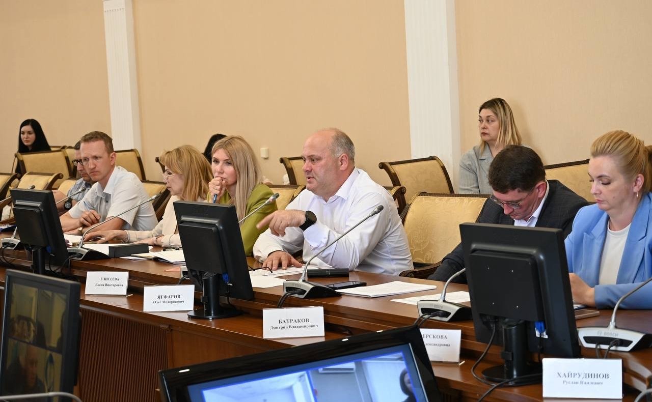 Айрат Гибатдинов организовал в Ульяновске совещание по обеспечению участников и ветеранов СВО земельными участками