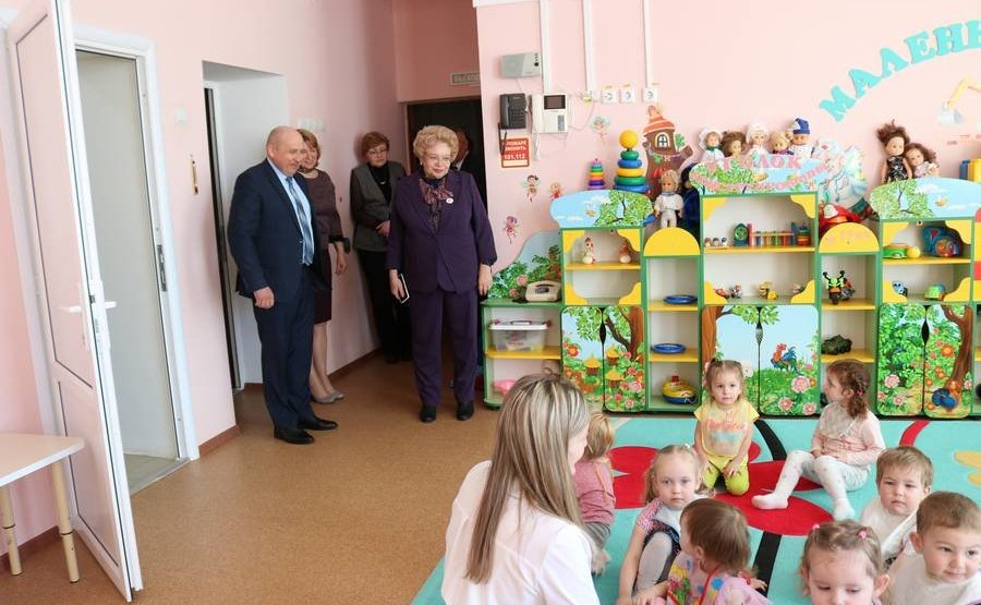 Оксана Хлякина посетила Долгоруковский район