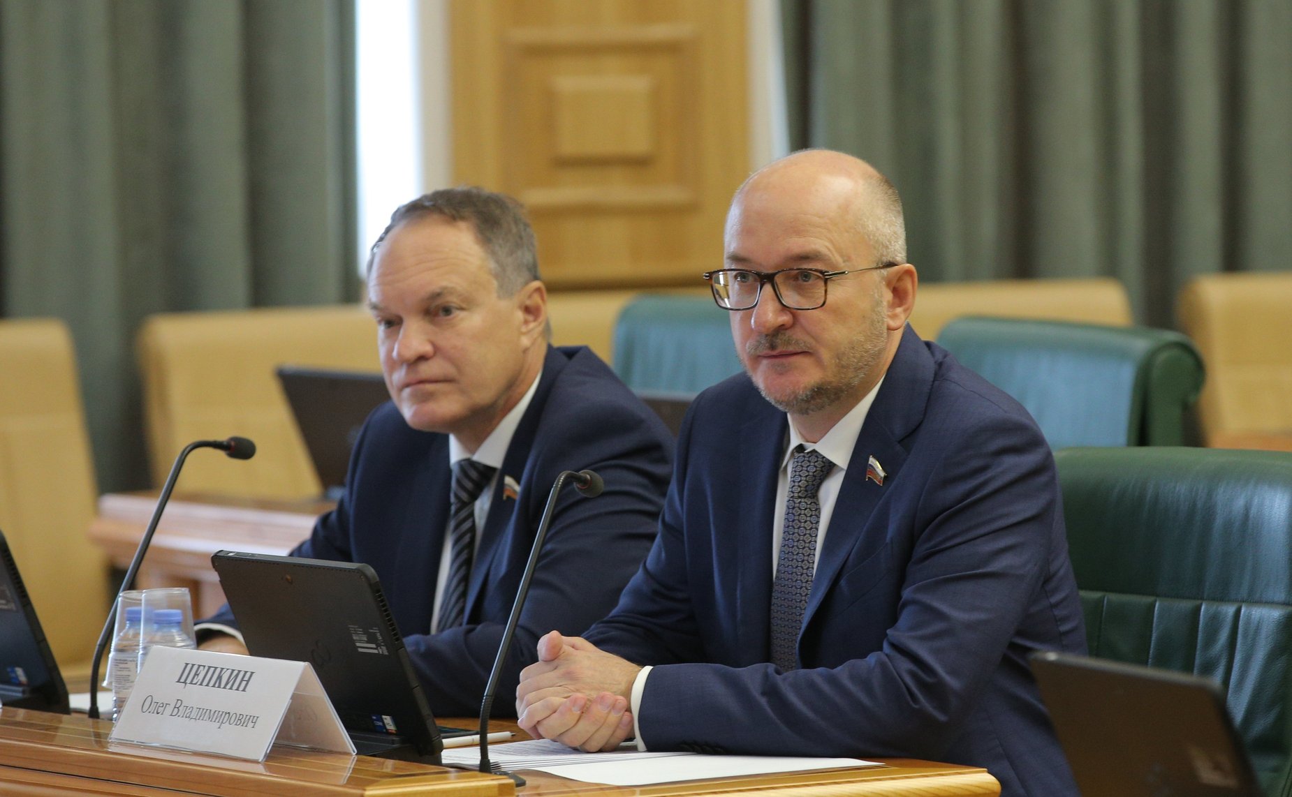 Заседание Комитета СФ по конституционному законодательству и государственному строительству