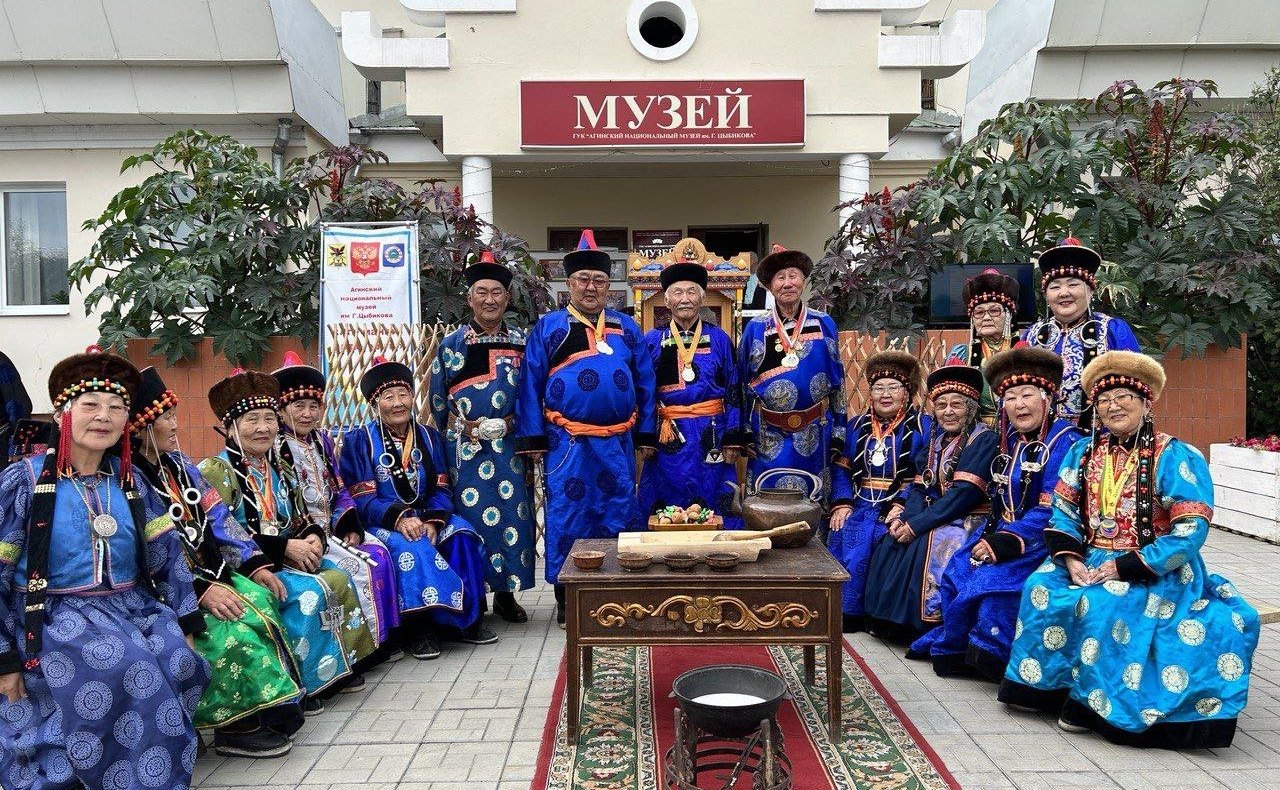 Баир Жамсуев принял участие в заключительном мероприятии фестиваля «Отогой наадан»