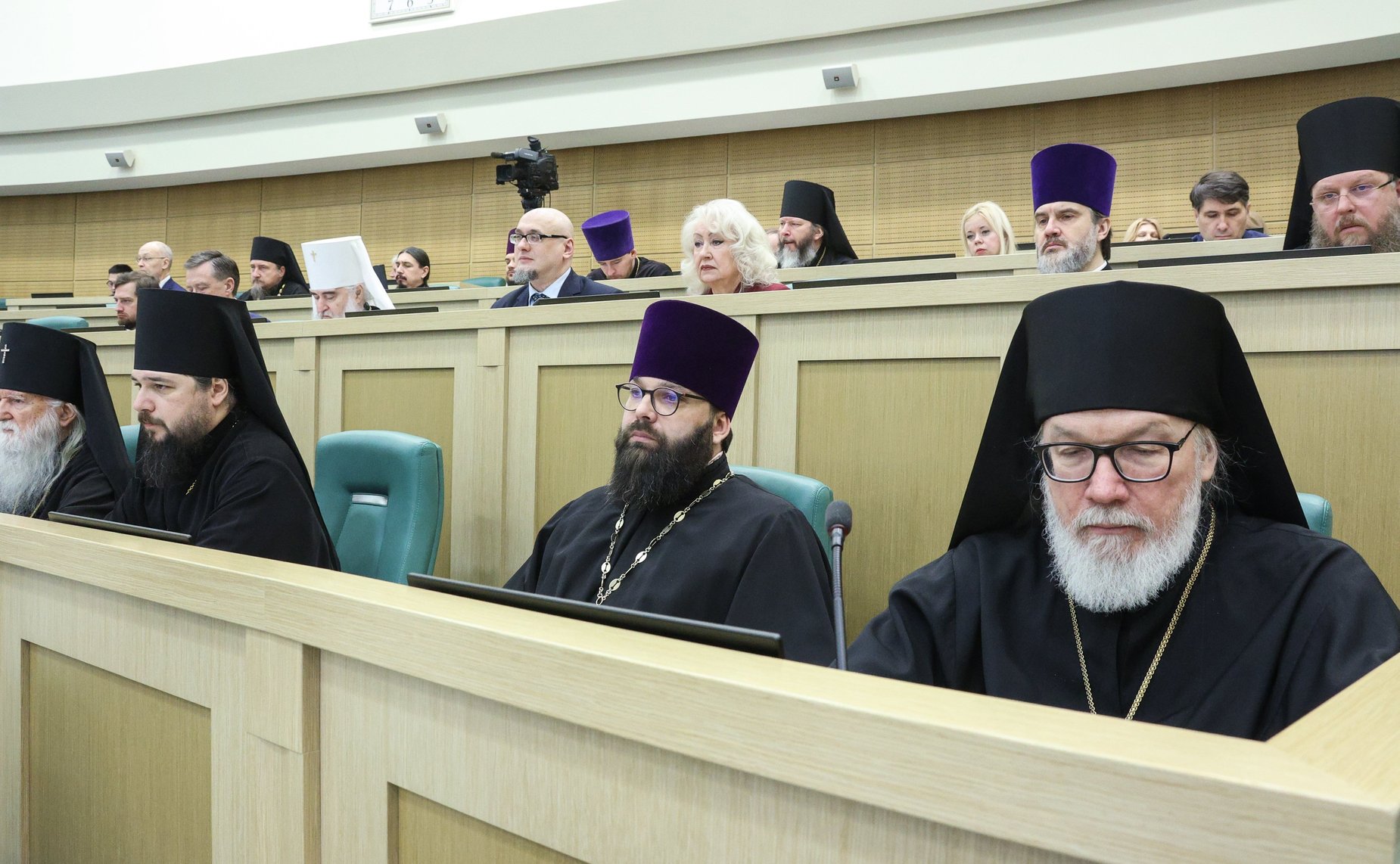 Пленарное заседание ХII Рождественских парламентских встреч