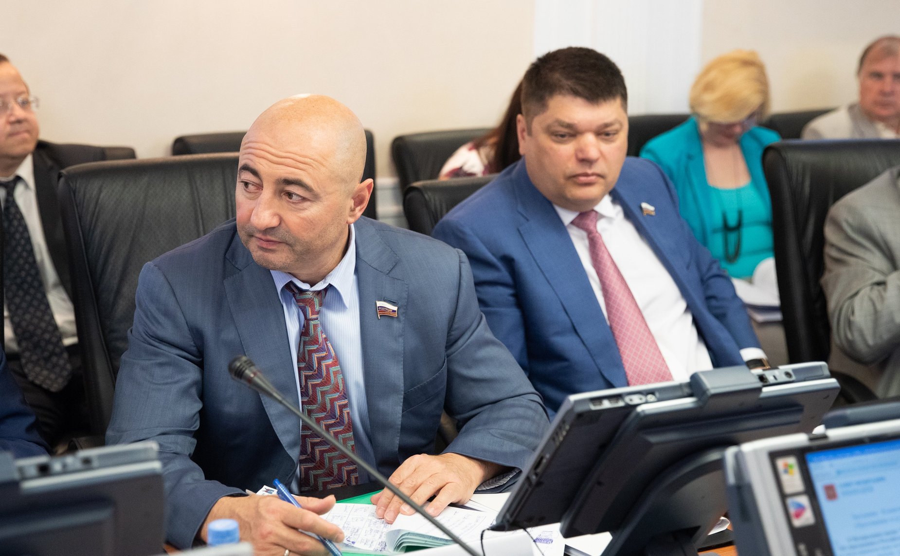 А. Вайнберг и Д. Василенко