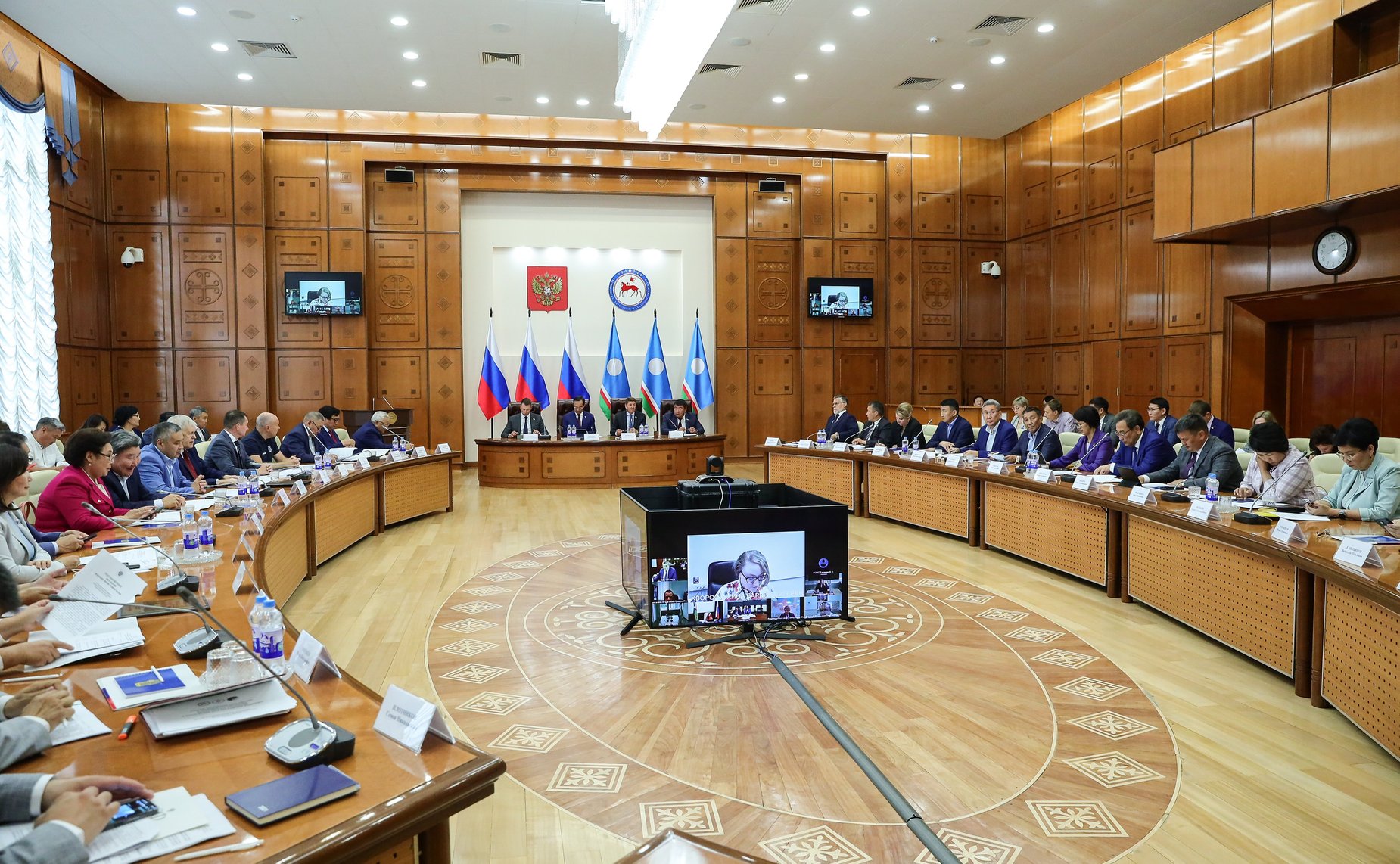 Выездное совещание Комитета СФ по федеративному устройству, региональной политике, местному самоуправлению и делам Севера, посвященное реализации Постановления СФ «О государственной поддержке социально-экономического развития Республики Саха (Якутия)»