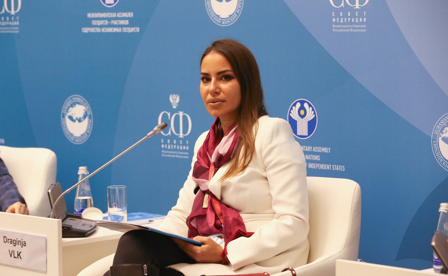 Дискуссионная сессия «Развитие и поддержка гражданских активностей и общественных институтов как основное условие успешной государственной политики. Международный опыт государственно-общественного взаимодействия»