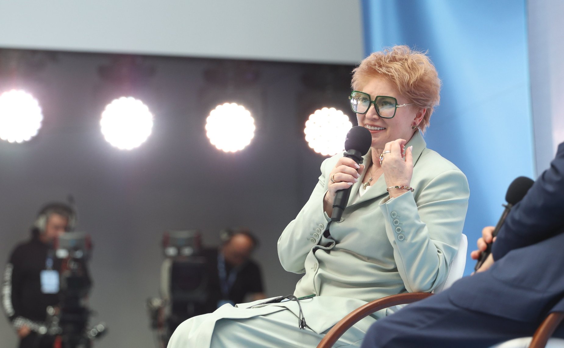 XXVIII Петербургский международный экономический форум (ПМЭФ’25). Показ международного конкурса адаптивной моды «На крыльях»