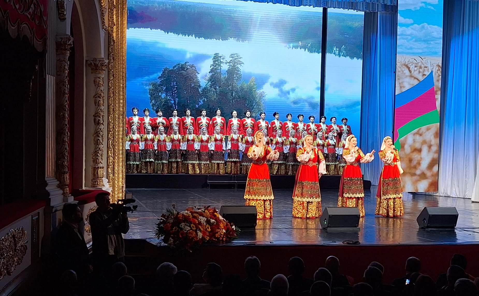 Алексей Кондратенко поздравил хлеборобов Кубани