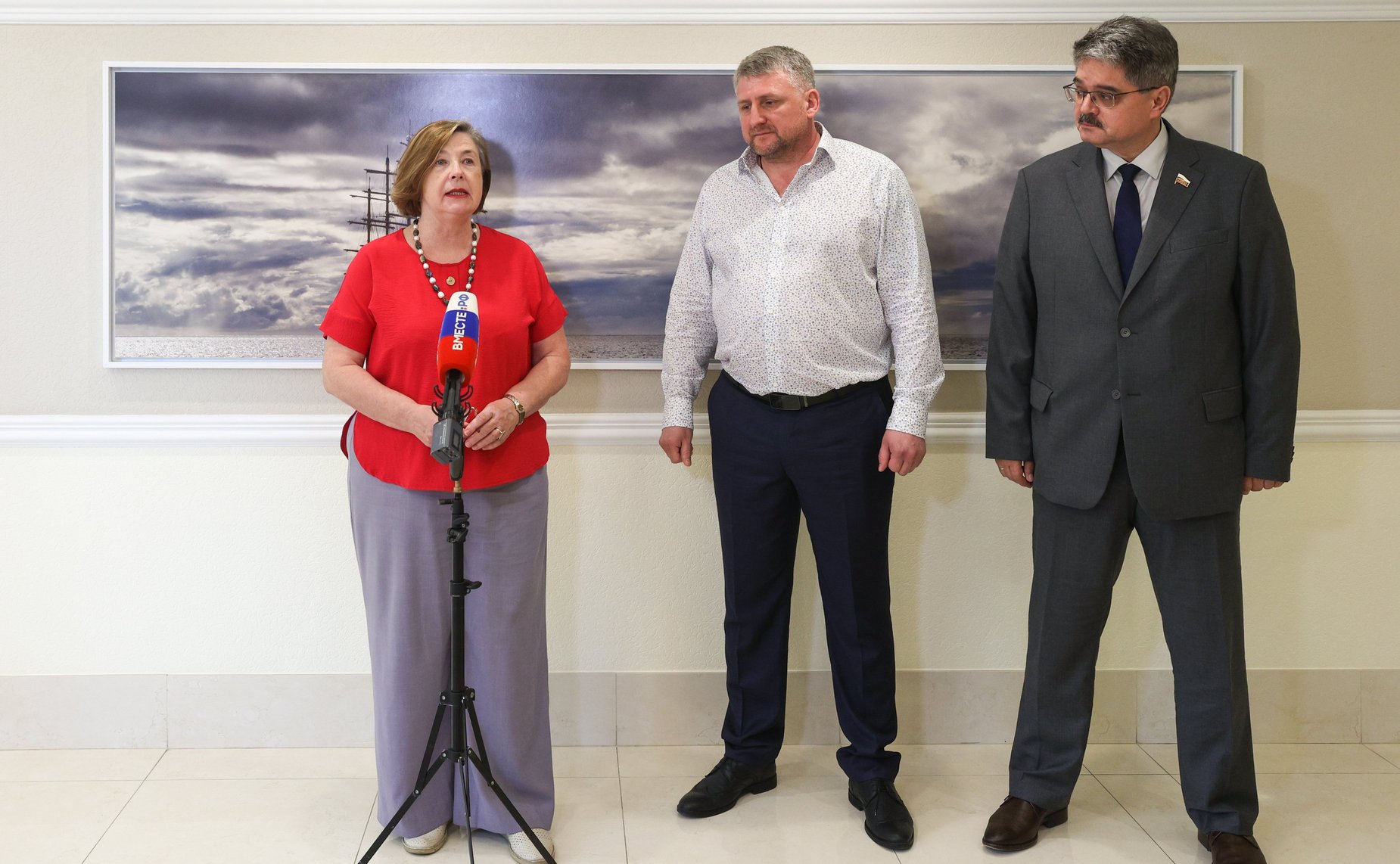 Открытие в Совете Федерации выставки творческих работ президента Международного союза художников-анималистов Сергея Ильинского-Акулова