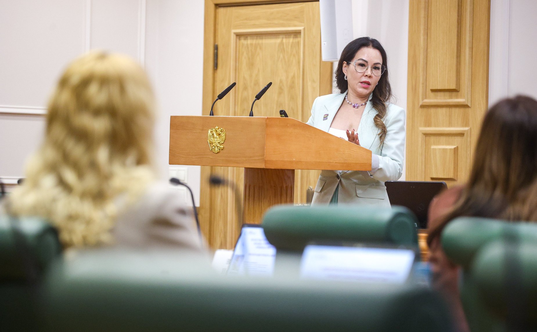 Встреча председателя Комитета СФ по науке, образованию и культуре Лилии Гумеровой с участниками окружных семейно-демографических конференций