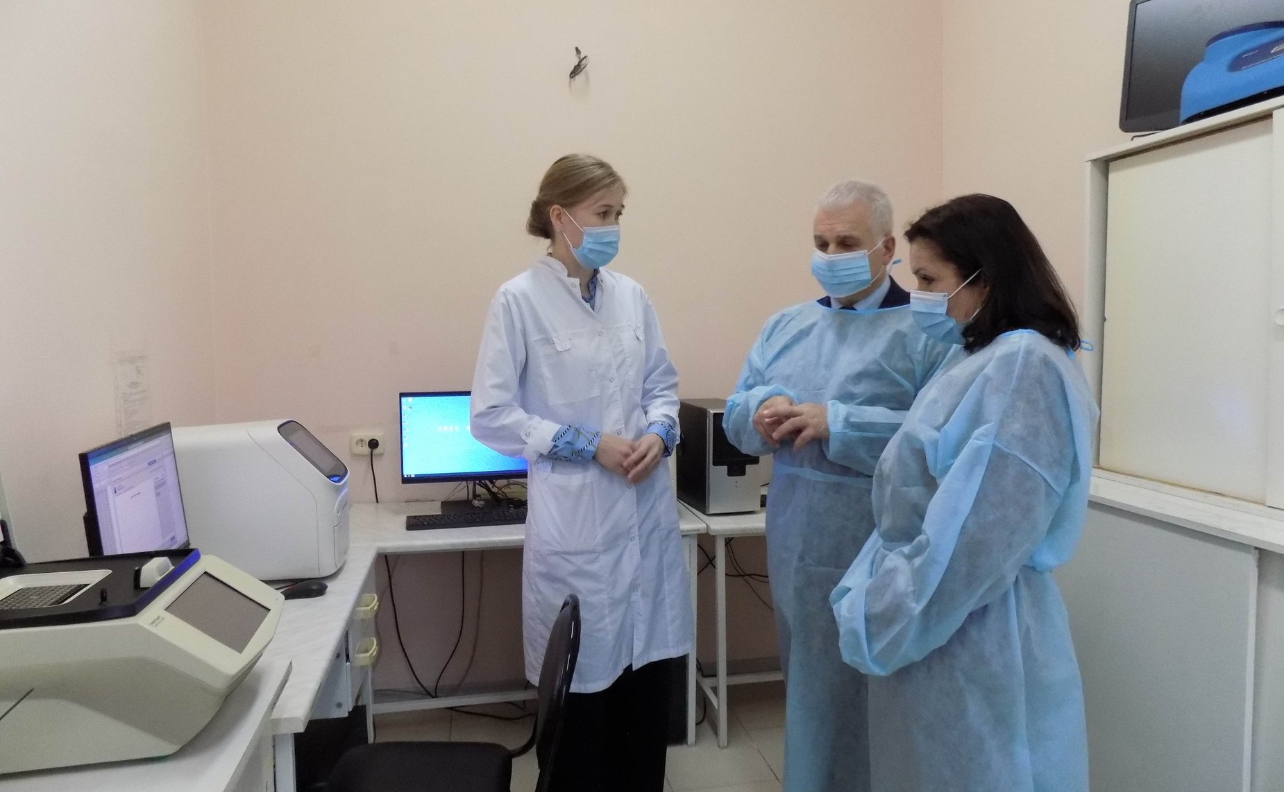 Сергей Мартынов встретился с главным государственным санитарным врачом республики Светланой Булатовой, сотрудниками коллектива регионального управления Роспотребнадзора