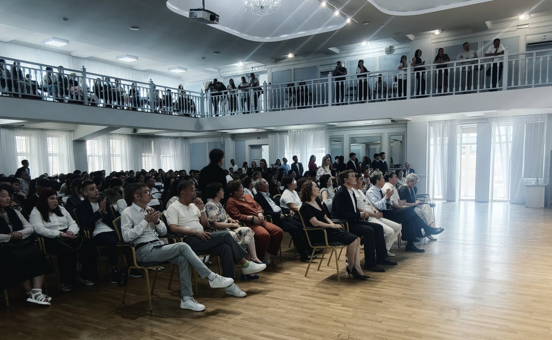 Альбина Кириллова приняла участие в торжественной церемонии вручения дипломов выпускникам Института права и экономики Бурятского государственного университета имени Доржи Банзарова