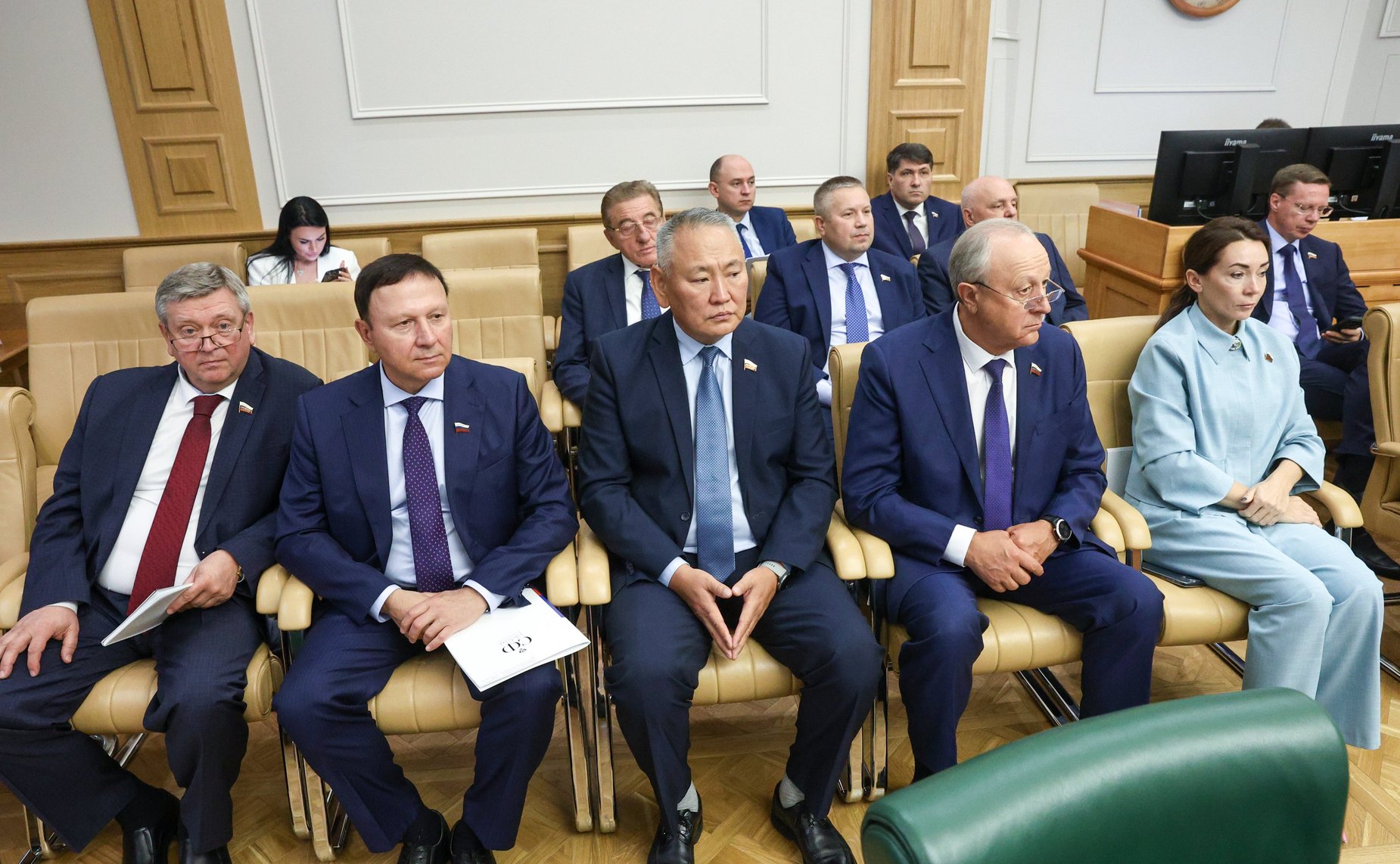 Совместное заседание Комитета СФ по конституционному законодательству и государственному строительству, Комитета СФ по обороне и безопасности и Комитета СФ по федеративному устройству, региональной политике, МСУ и делам Севера