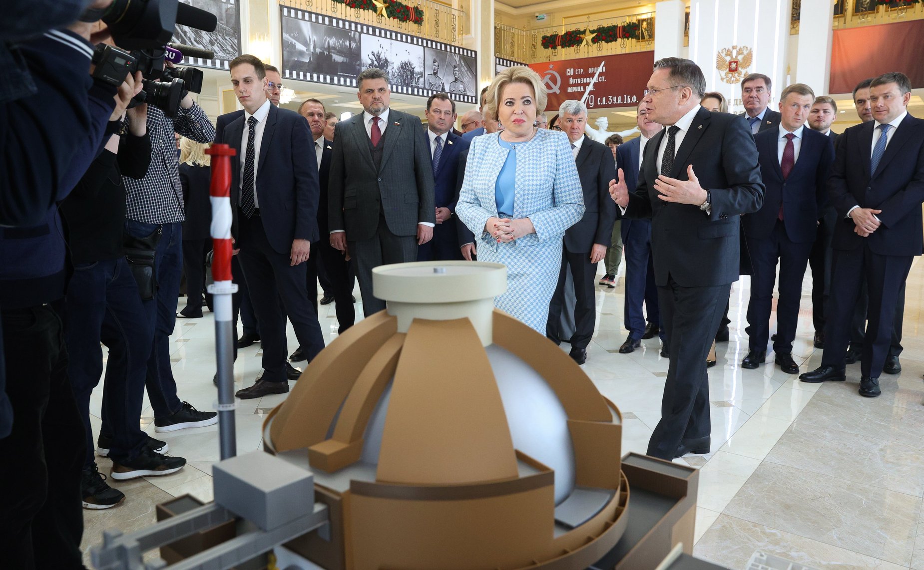 Открытие в Совете Федерации выставки «Гордость. Вдохновение. Мечта», посвященной 80-летию атомной промышленности