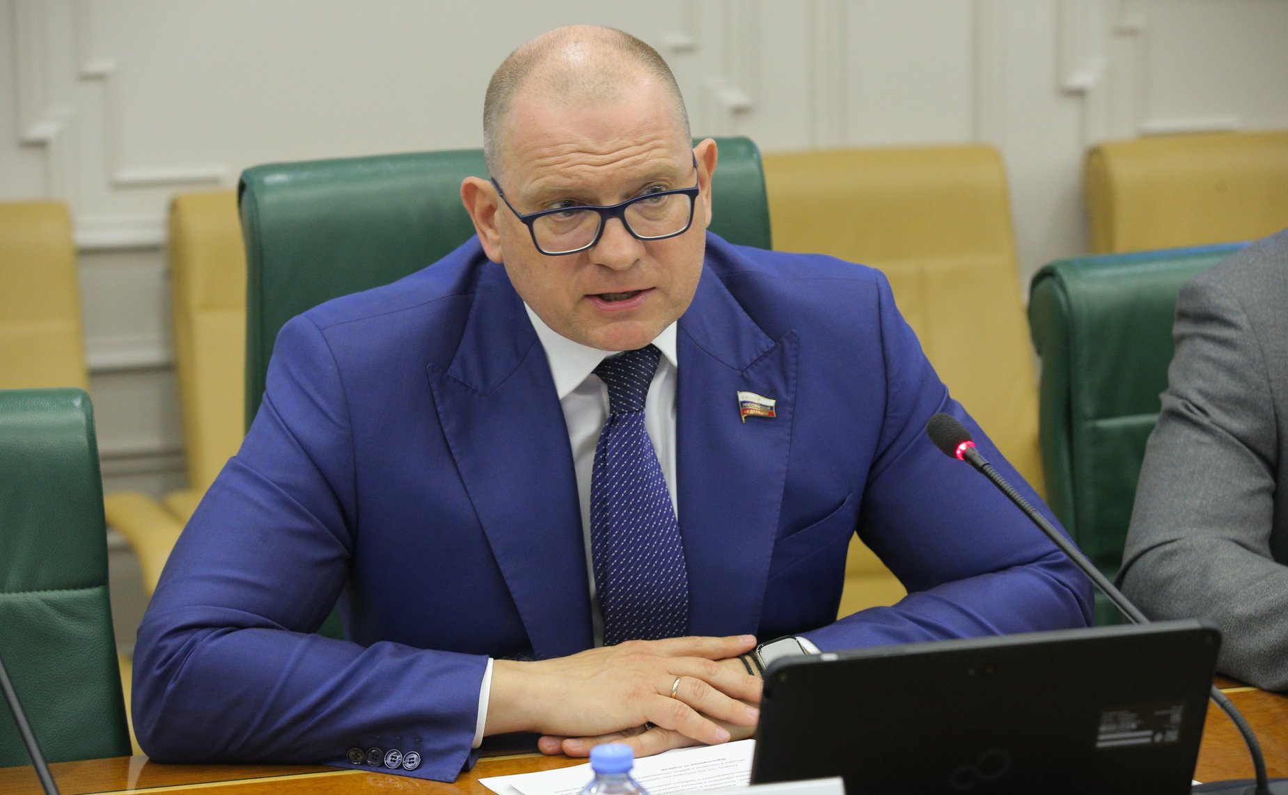 Константин Долгов