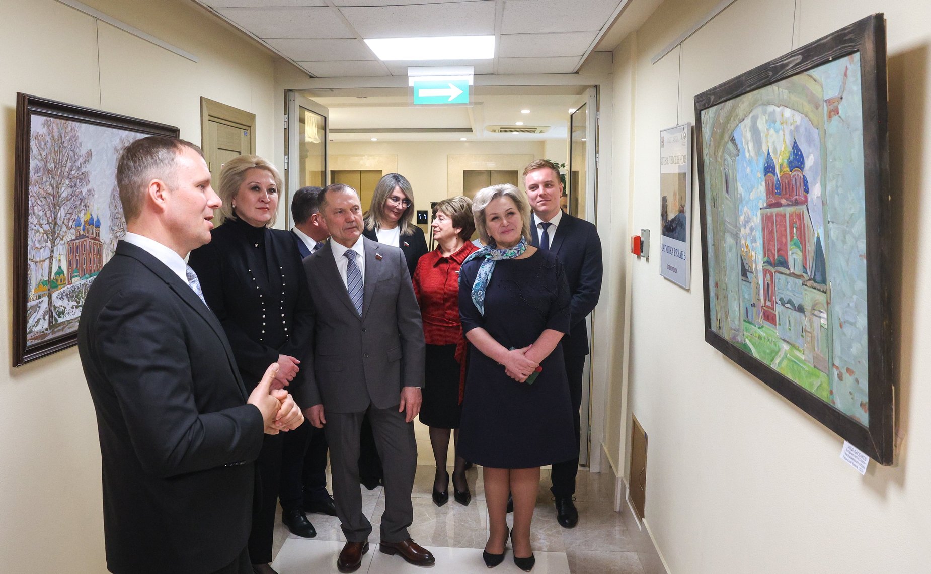 Торжественное открытие в Совете Федерации персональной выставки художника-живописца И. Лысенкова «Матушка Рязань»