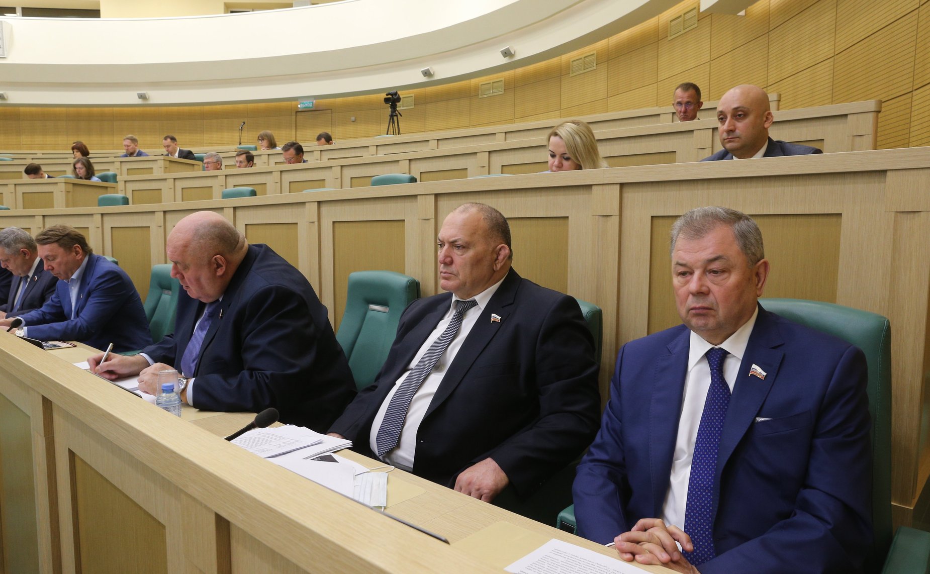 Парламентские слушания на тему «Научный кадровый потенциал страны: состояние, тенденции развития и инструменты роста»