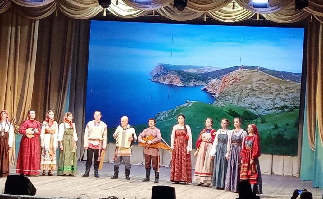 Олег Алексеев поздравил с профессиональным праздником работников культуры Энгельсского и Марксовского районов Саратовской области