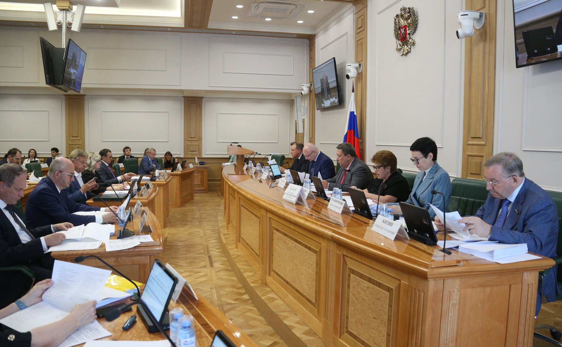 Заседание Комитета СФ по Конституционному законодательству и государственному строительству