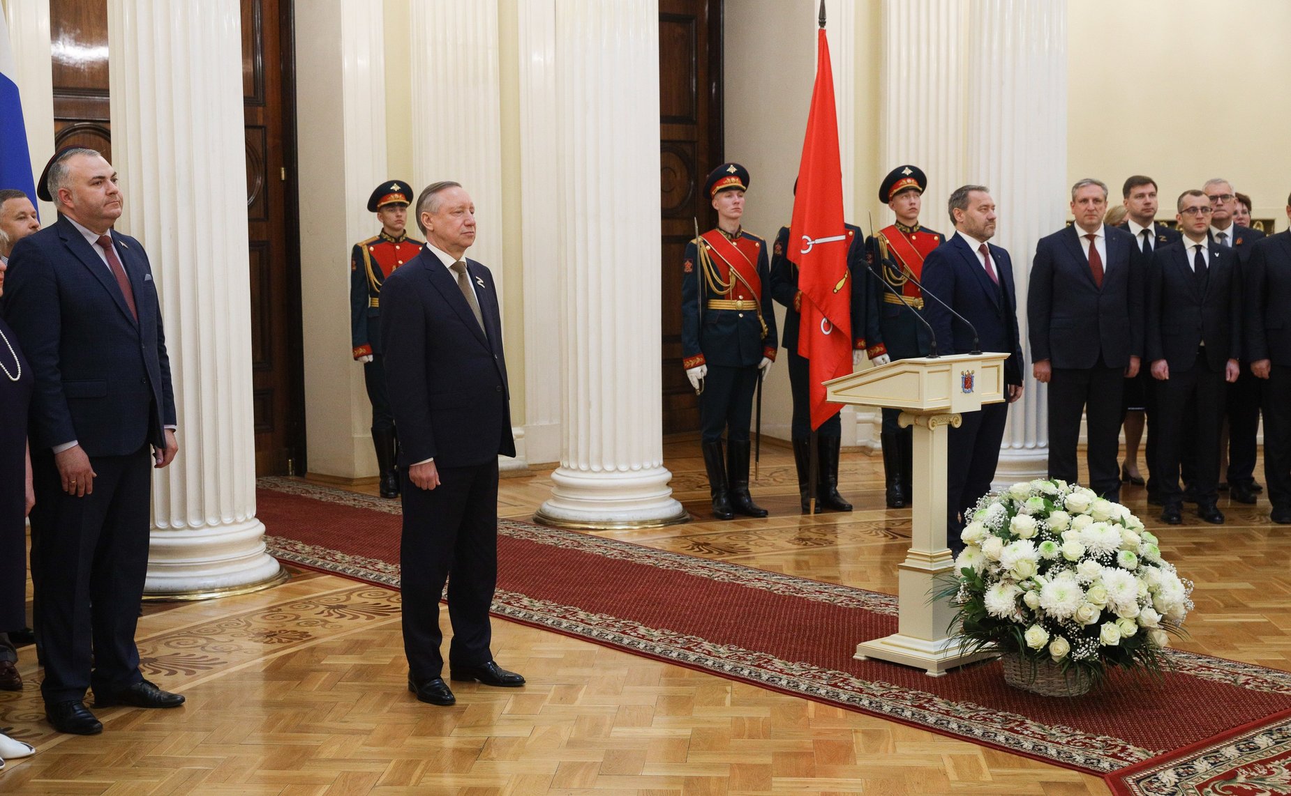 Торжественная церемония вручения знаков отличия лицам, удостоенным звания «Почетный гражданин Санкт-Петербурга» в Законодательном Собрании города