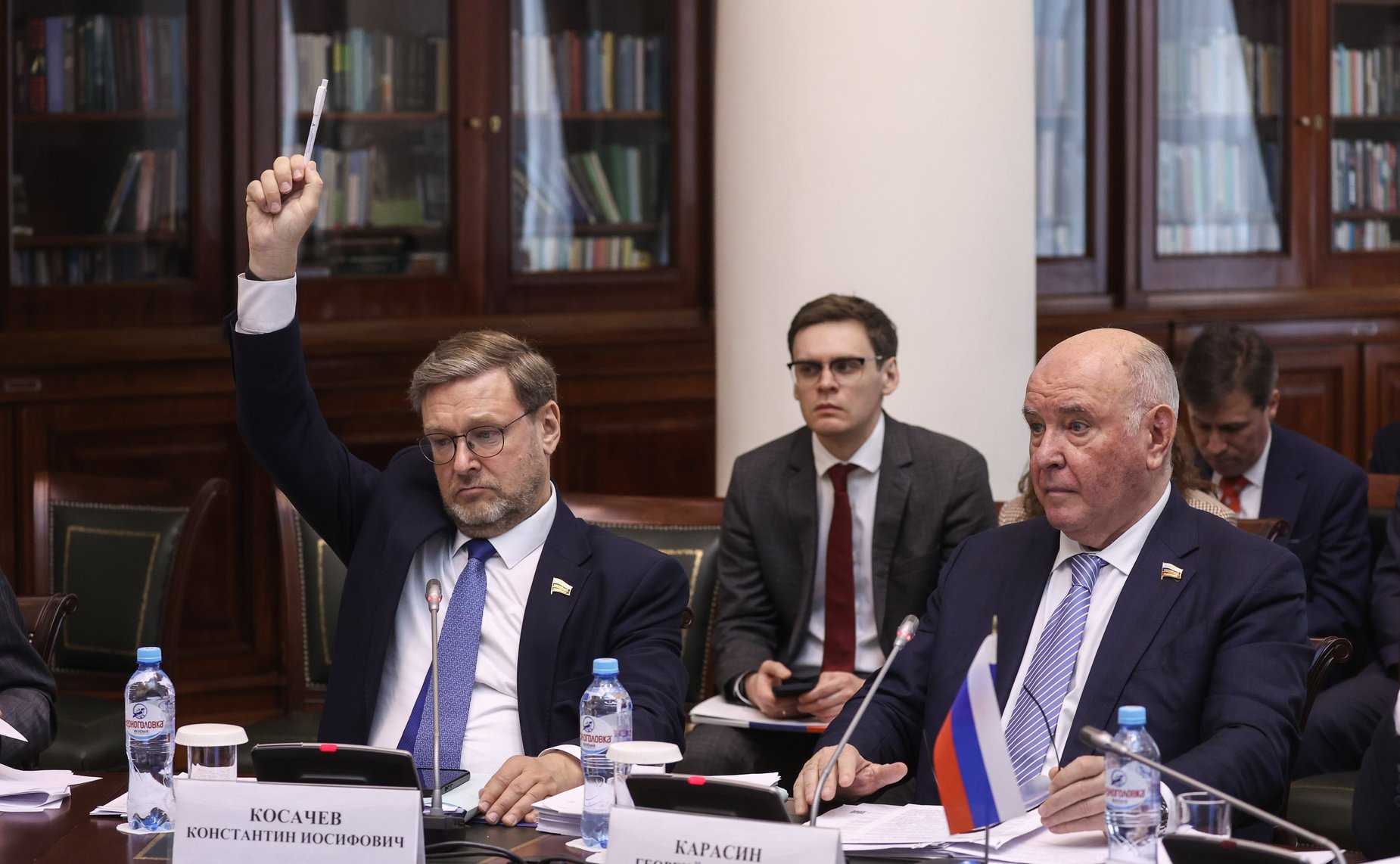 Заседание постоянной комиссии МПА СНГ по политическим вопросам и международному сотрудничеству