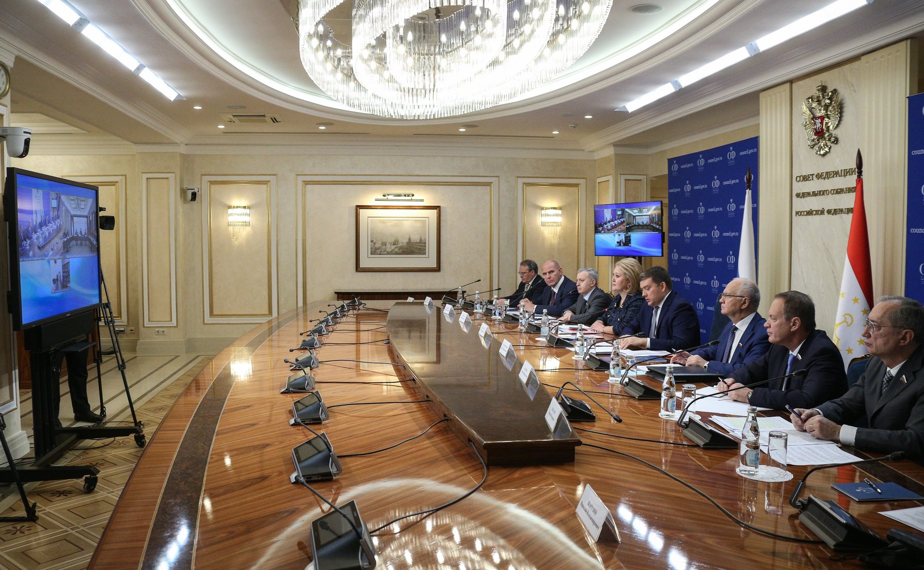 Заседание Комиссии по сотрудничеству Совета Федерации ФС Российской Федерации и Маджлиси милли Маджлиси Оли Республики Таджикистан