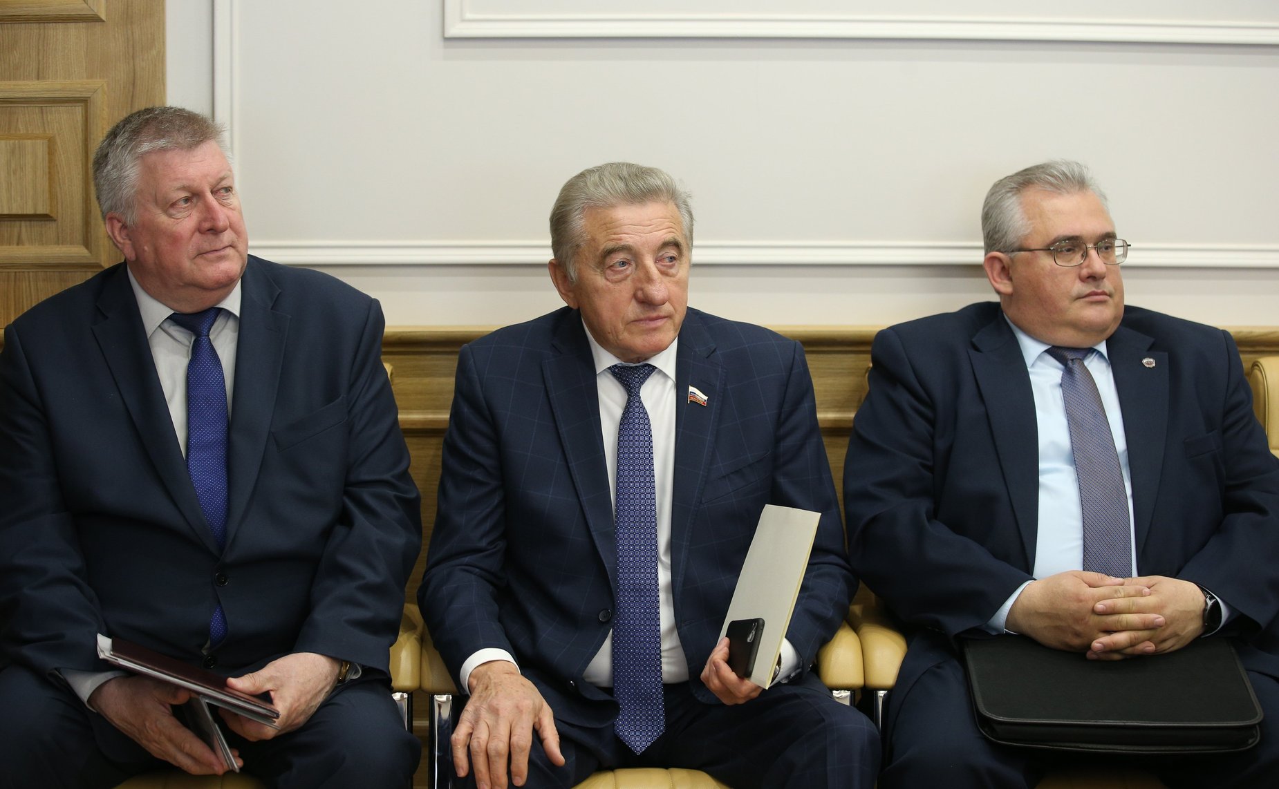 Совместное заседание комитетов СФ для проведения консультаций по кандидатуре А. Куренкова для назначения на должность главы МЧС