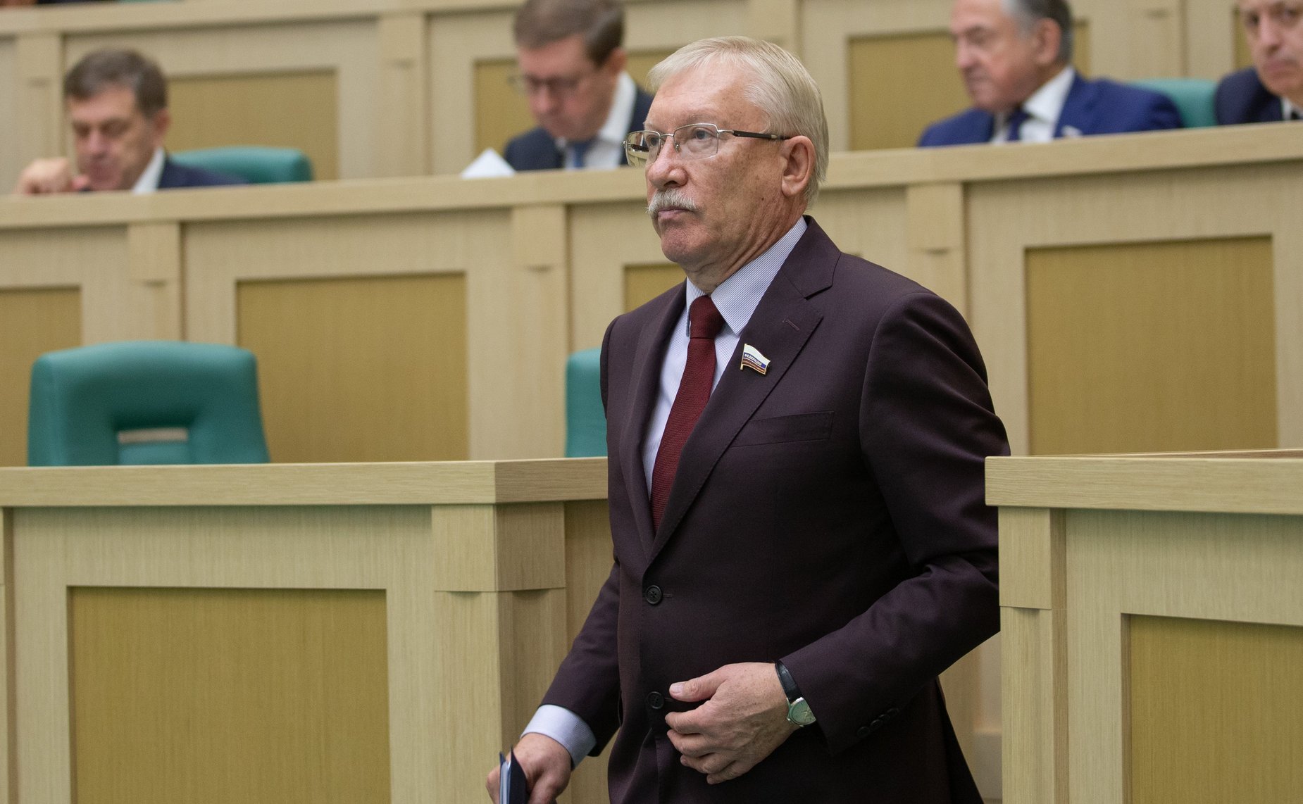 Олег Морозов