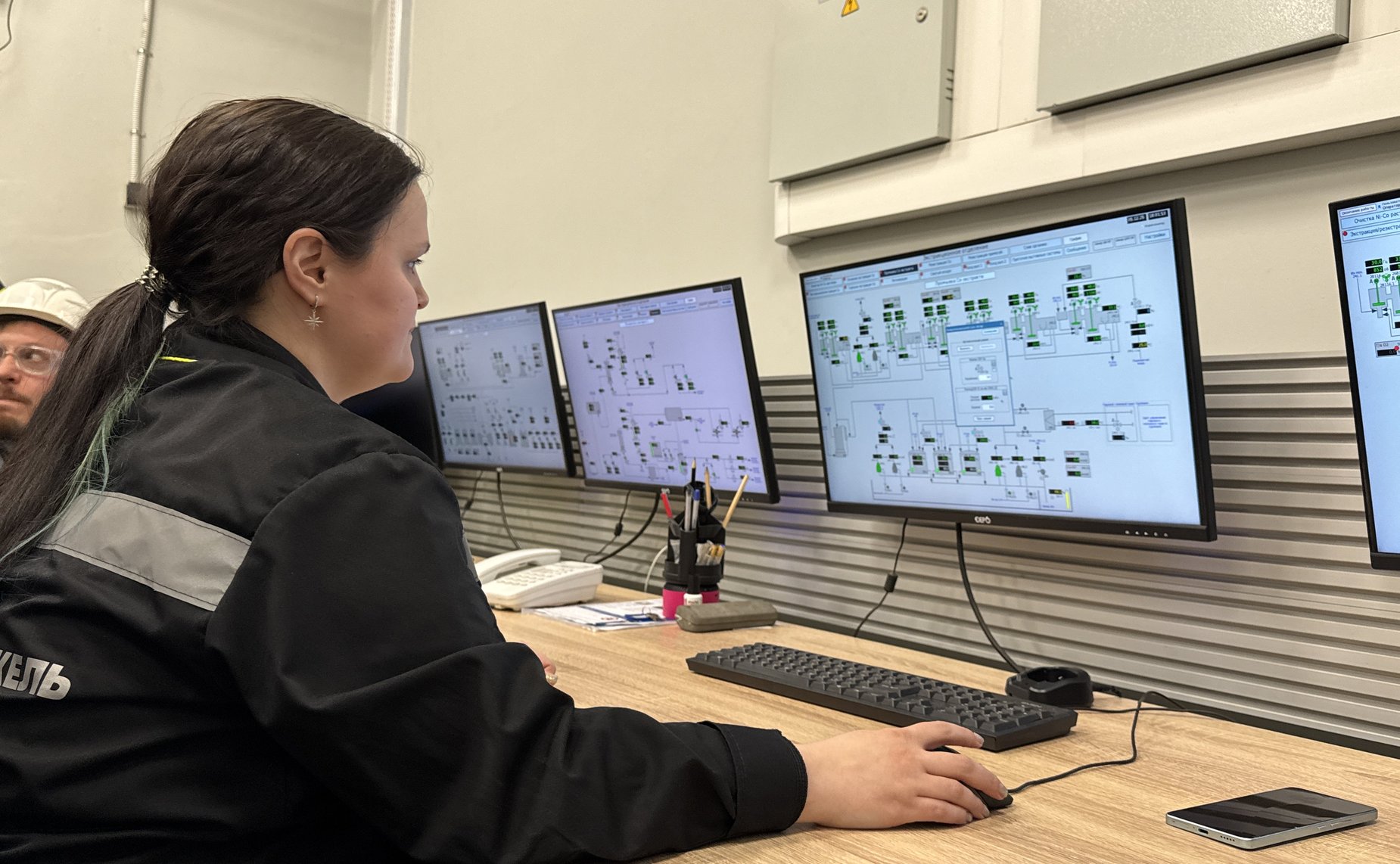 Елена Дягилева посетила дочернее предприятие «Норильского никеля»