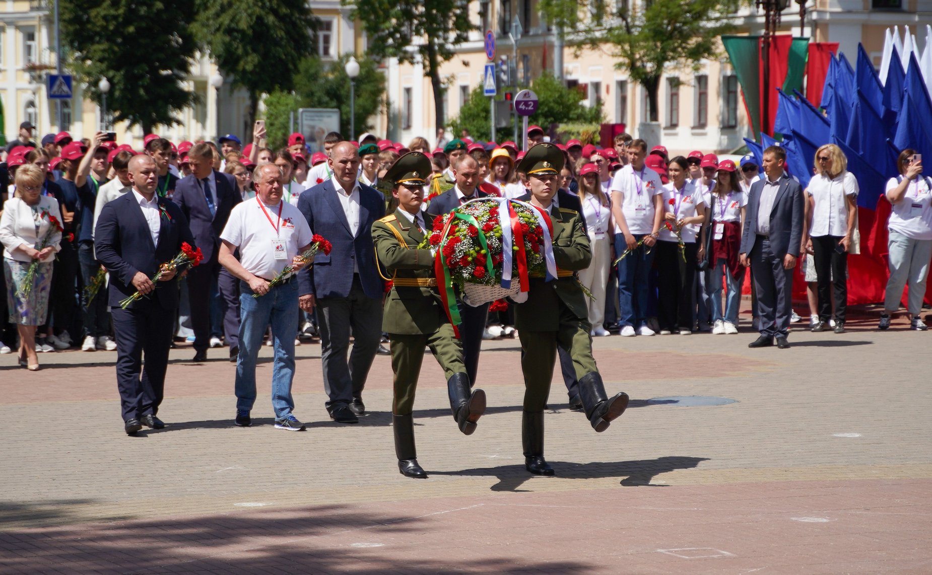 В парке им. Ж.Э. Жилибера состоялась церемония возложения к Памятнику воинам и партизанам, погибшим в годы Великой Отечественной войны
