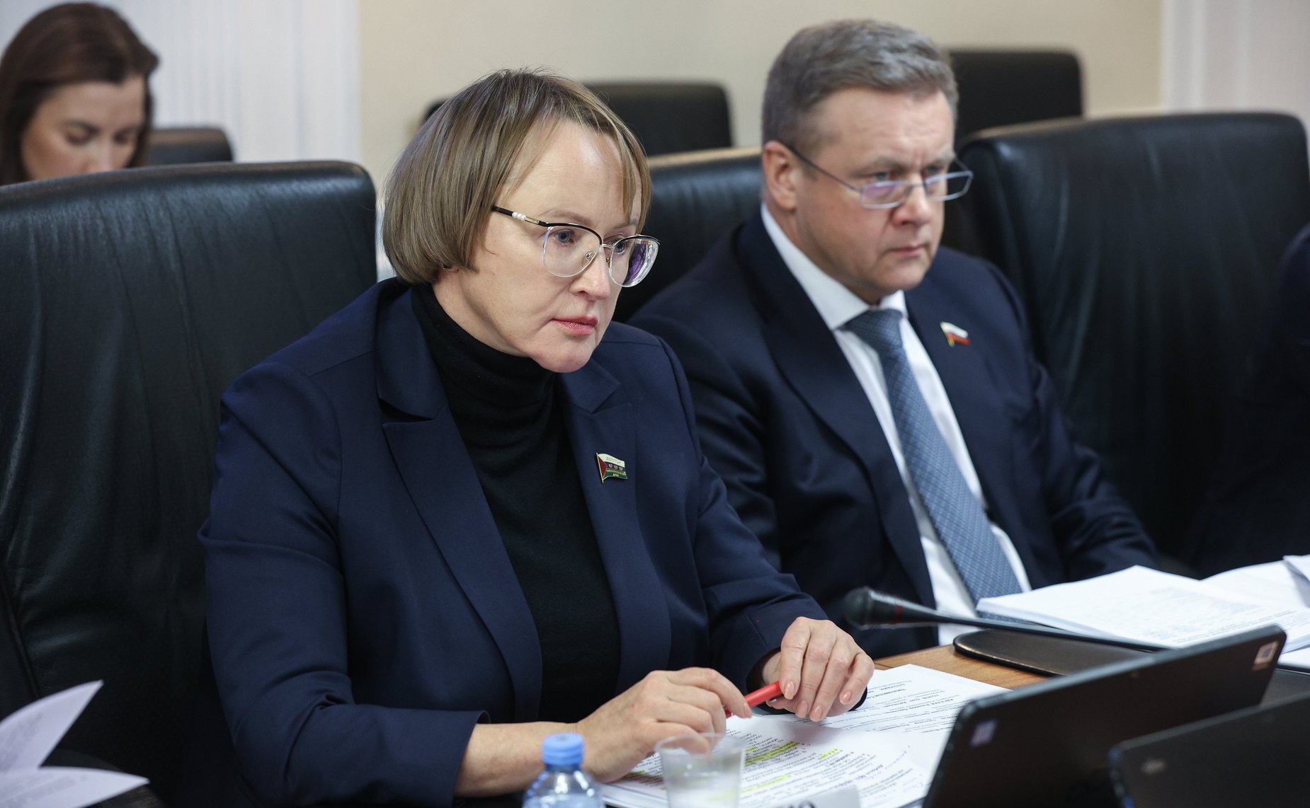 Круглый стол Комитета СФ по бюджету и финансовым рынкам «О влиянии специальных налоговых режимов на развитие предпринимательства в производственной сфере»