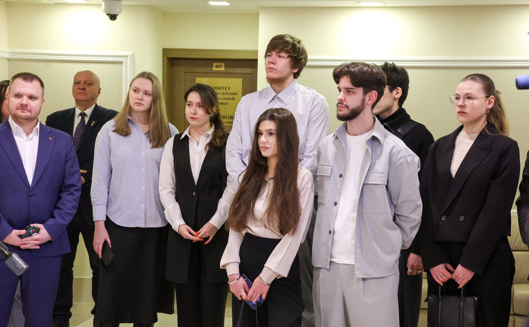 В Совете Федерации открылась выставка «Жизнь и время» художника-педагога, члена Союза художников России, академика Международной Академии культуры и искусства, протоиерея Петра (Кочанова)