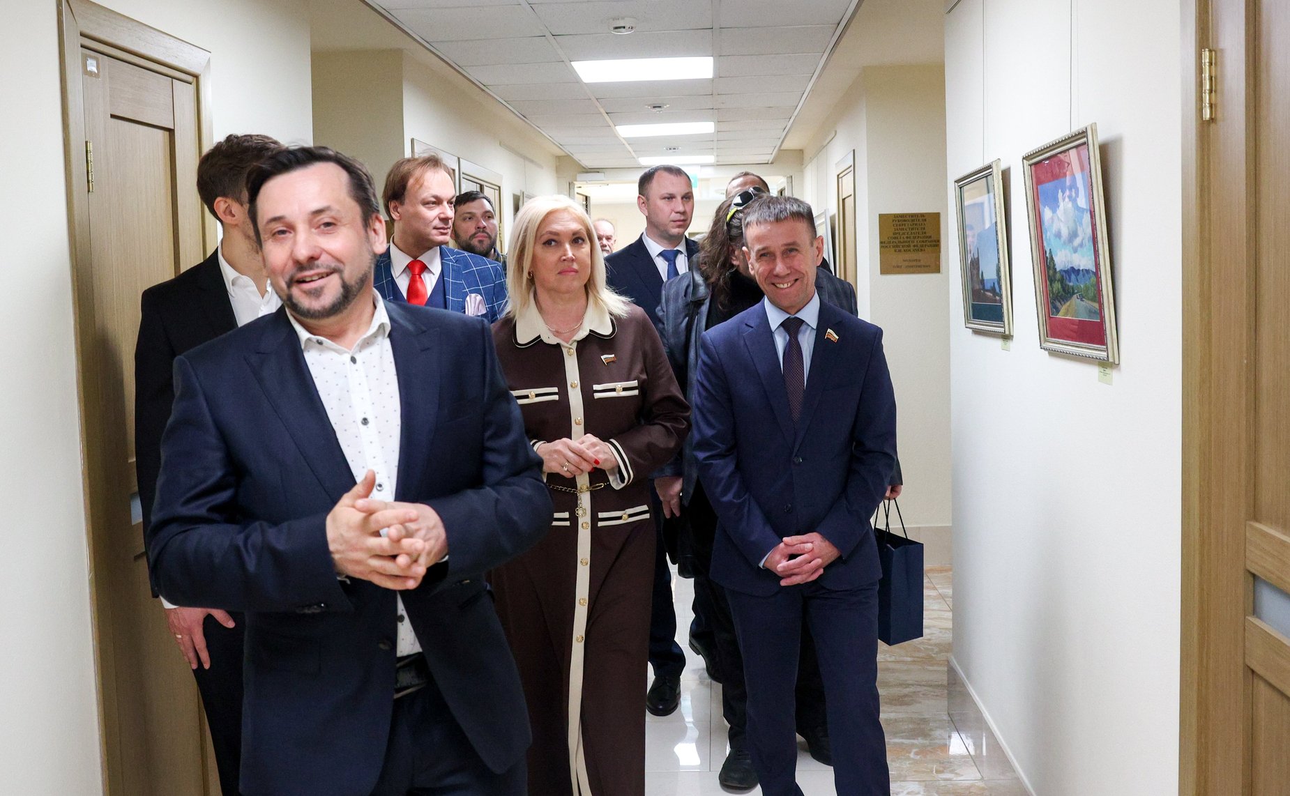 Церемония открытия выставки живописи А. Буртасенкова «Под Русским небом Крыма»