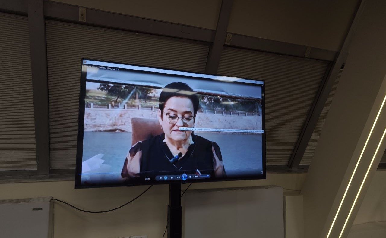 Лариса Мельник выступила с приветственным словом к участникам Международного научно-практического форума «Российская неделя здравоохранения-2024»