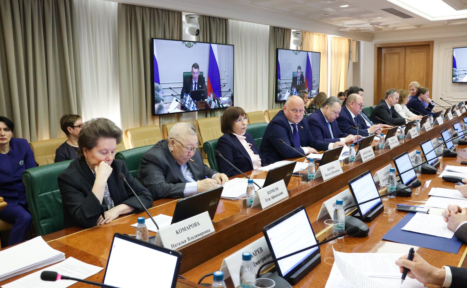 Заседание Комитета Совета Федерации по аграрно-продовольственной политике и природопользованию