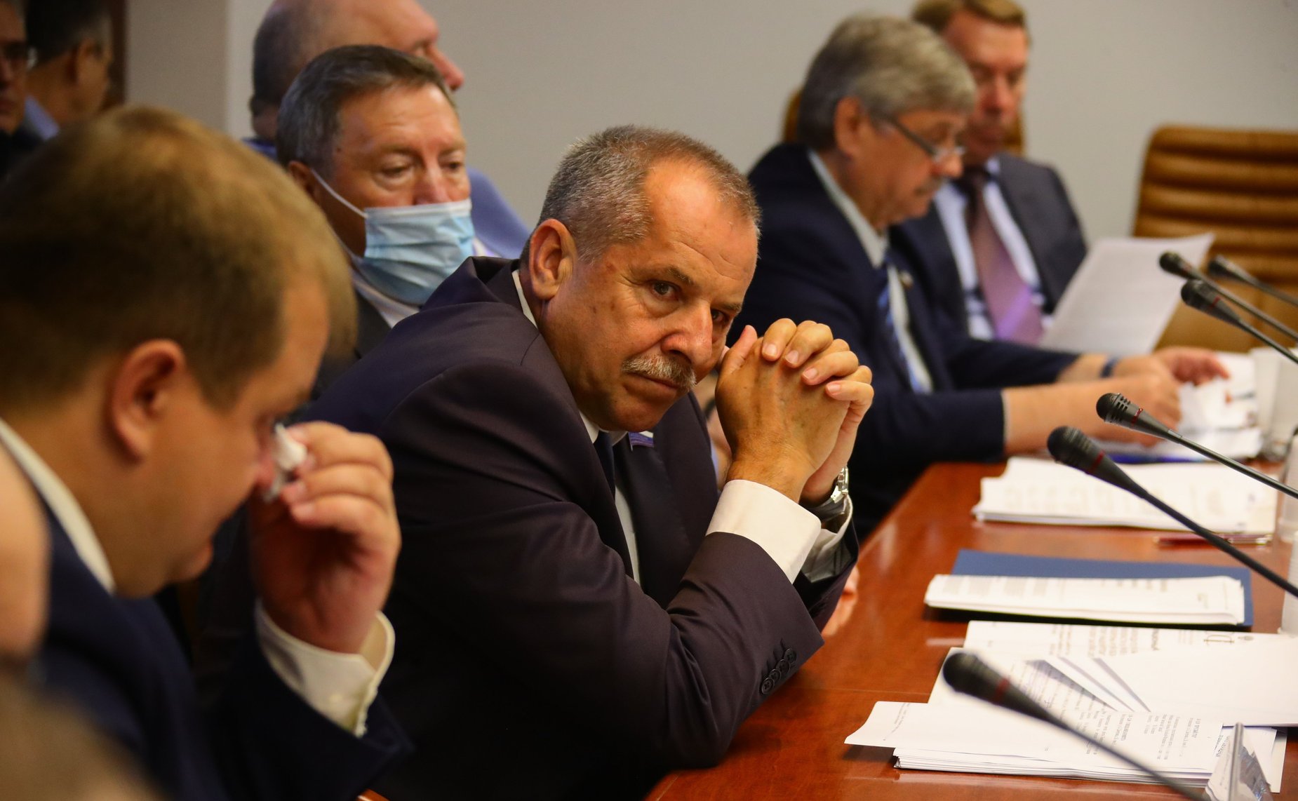 «Круглый стол» на тему «Роль законодательных (представительных) органов власти в обеспечении гуманитарных задач обороны РФ»