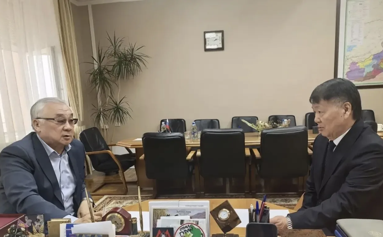 Баир Жамсуев обсудил развитие социальной инфраструктуры и поддержку участников СВО в Забайкальском крае