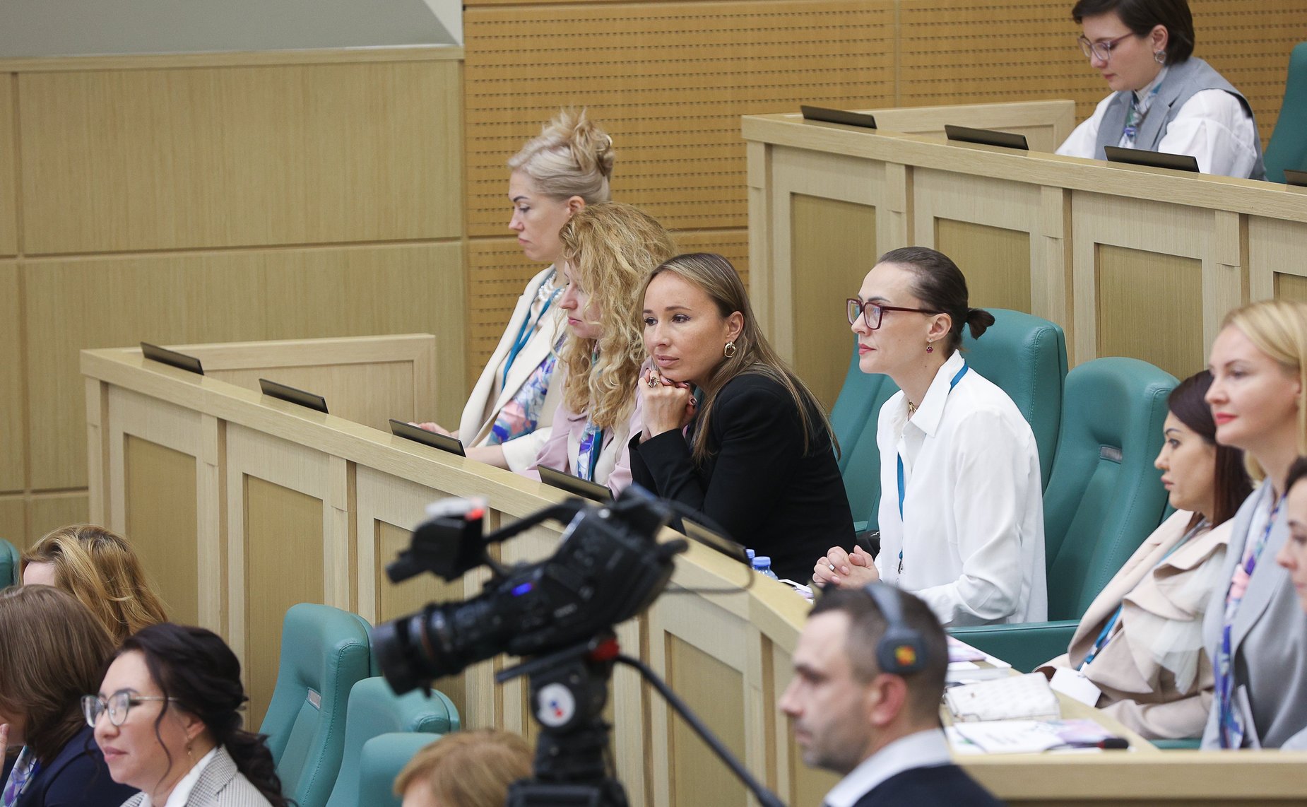 Торжественное мероприятие, посвященное подведению итогов второго международного потока образовательной программы «Женщина-лидер»