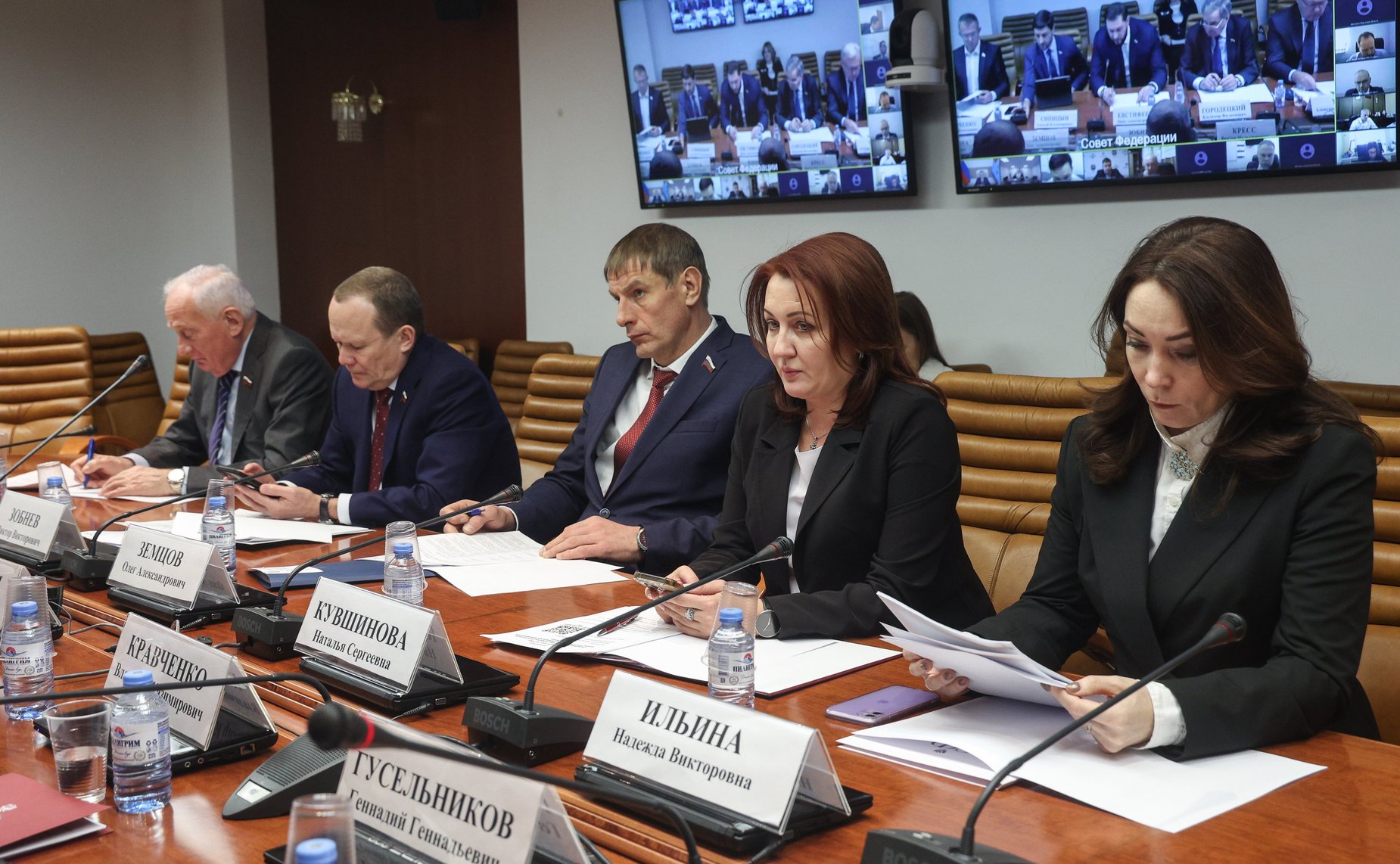 Круглый стол «Проблемы и перспективы развития транспортной инфраструктуры Сибири в современных экономических условиях»