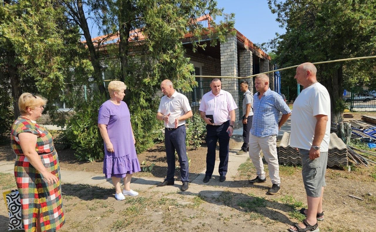 Ольга Бас в ходе поездки в регион посетила Славяносербский муниципальный округ