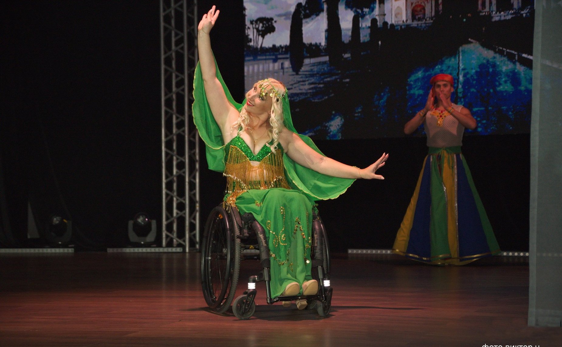 Маргарита Павлова и Дина Оюн приняли участие в социально-культурном проекте, направленном на поддержку девушек с ограниченными возможностями здоровья