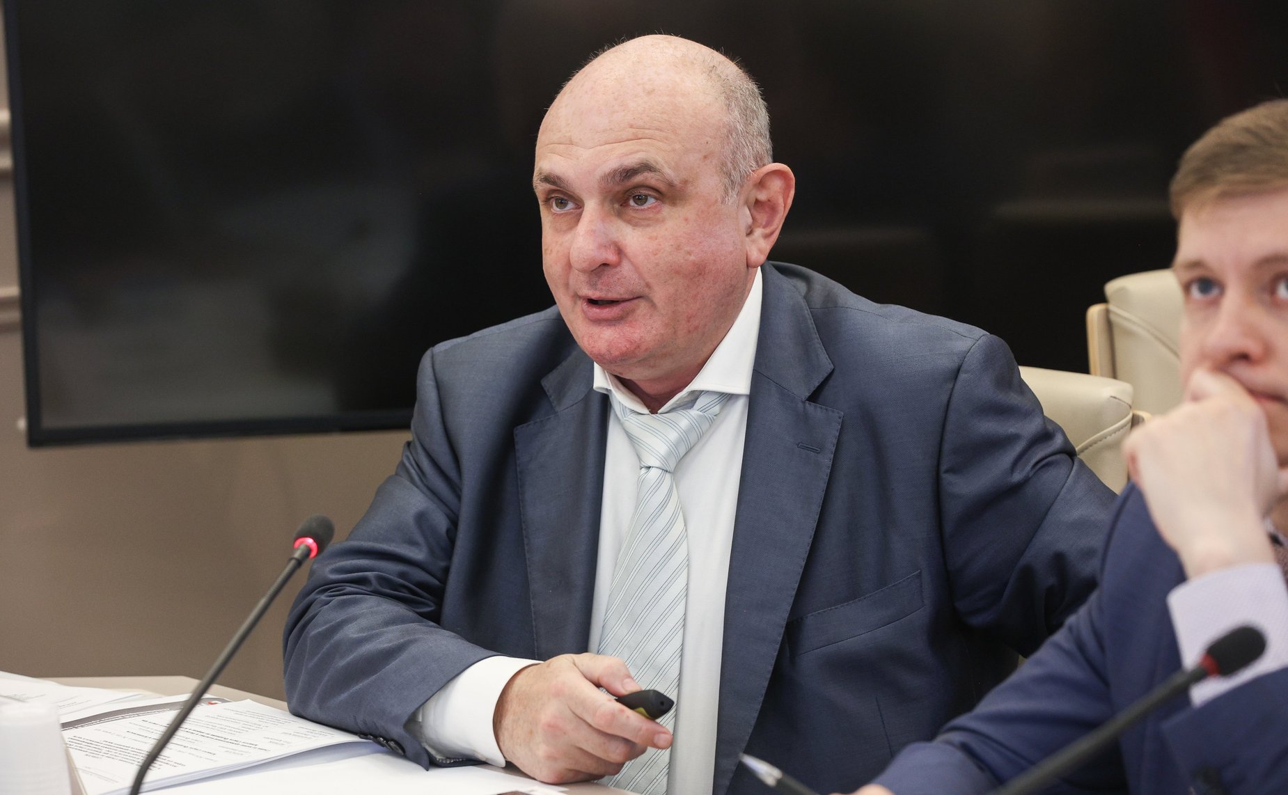 Заседание секции по военно-промышленной политике и бюджету Экспертного совета при Комитете СФ по обороне и безопасности