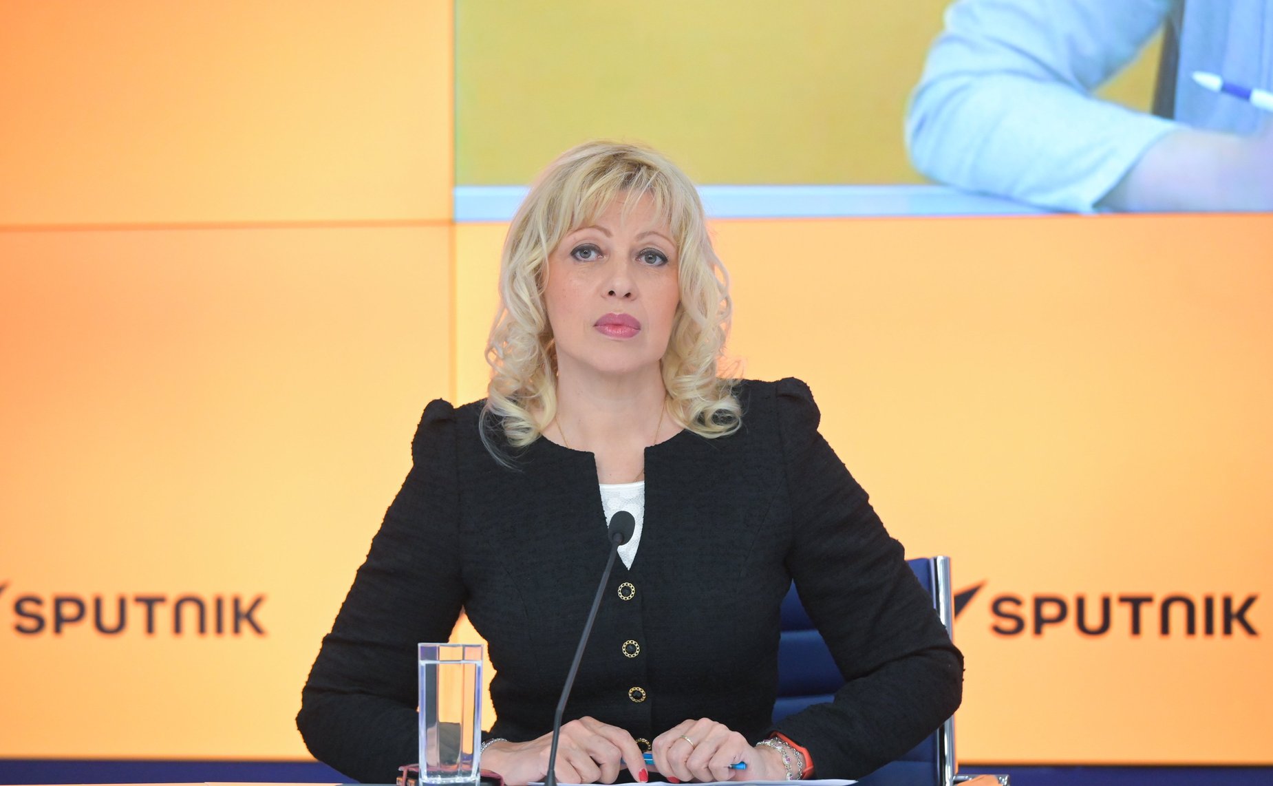 Видеомост с участием первого заместителя председателя Комитета СФ по международным делам Владимира Джабарова по актуальной международной повестке и вопросам сотрудничества России со странами ближнего зарубежья